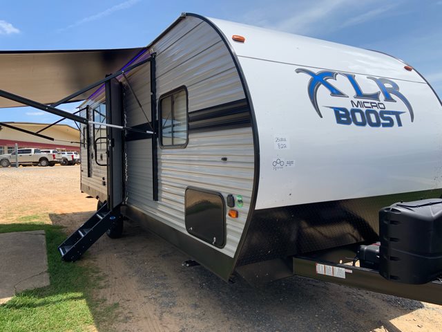 2020 Forest River XLR Micro Boost 25LRLE Toy Hauler | Campers RV Center 2020 Forest River Xlr Boost 25lrle Specs