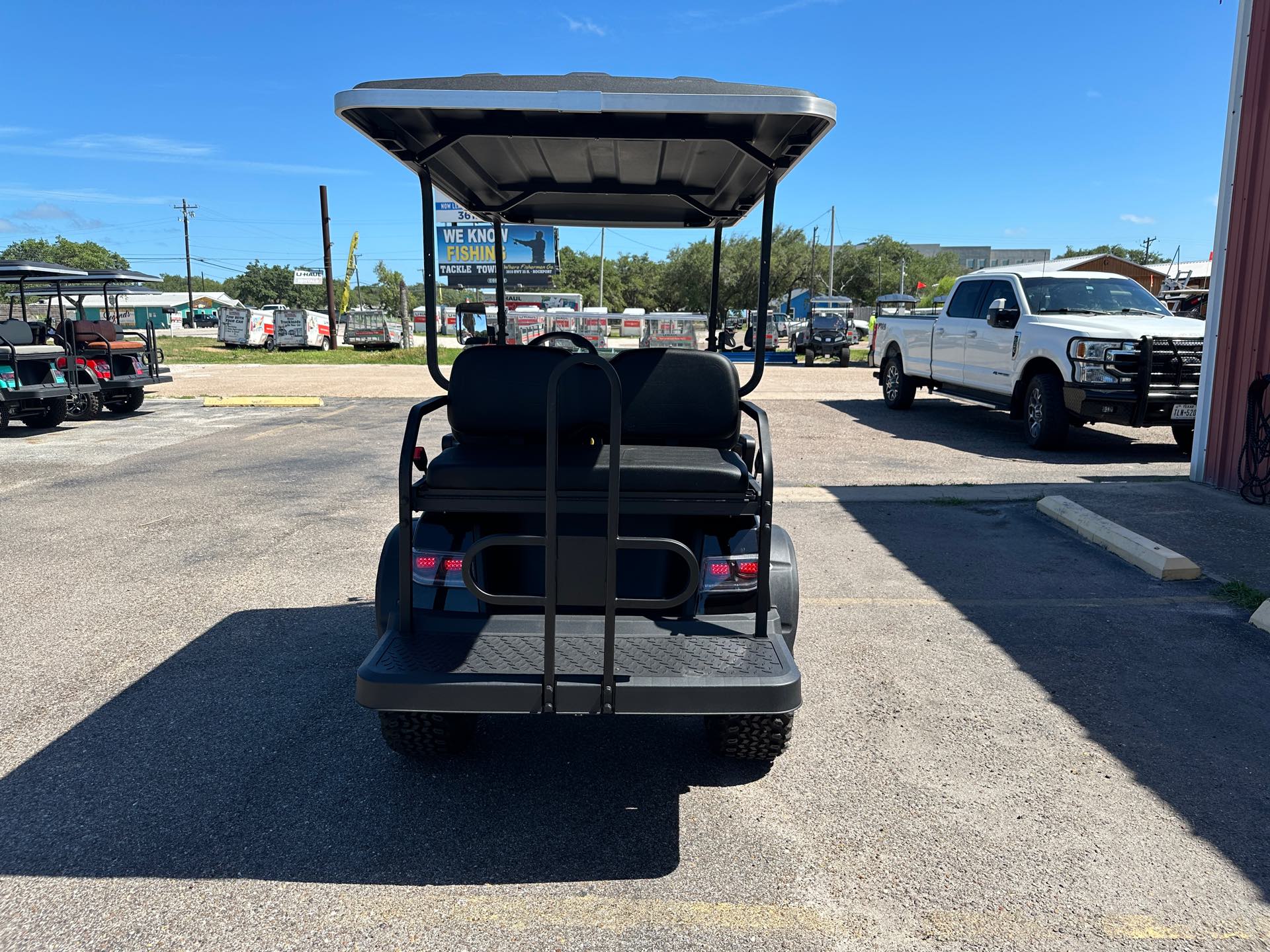 2024 Advanced EV Advent 4L at Clements Carts