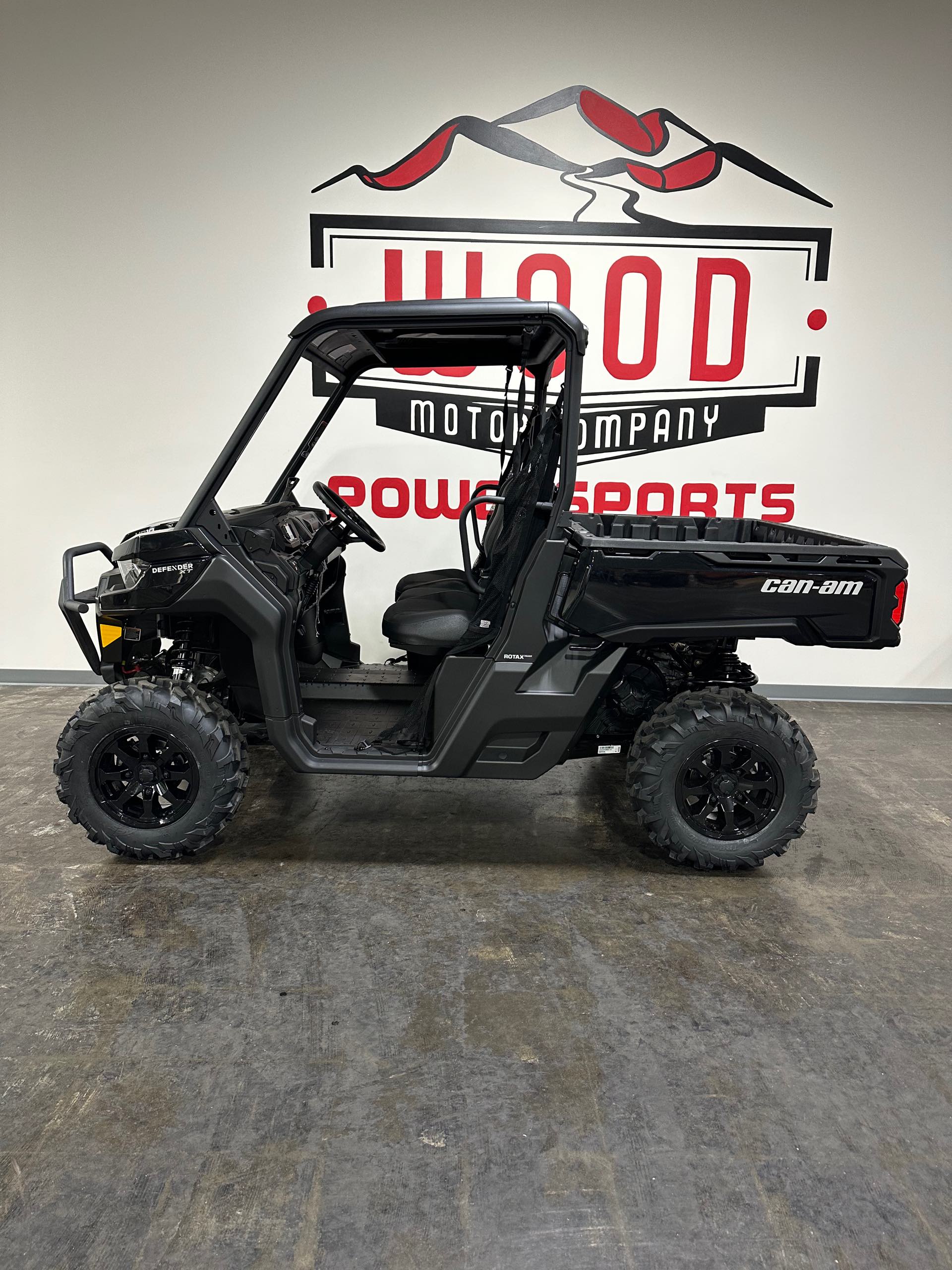 2024 Can-Am Defender XT HD10 at Wood Powersports Harrison