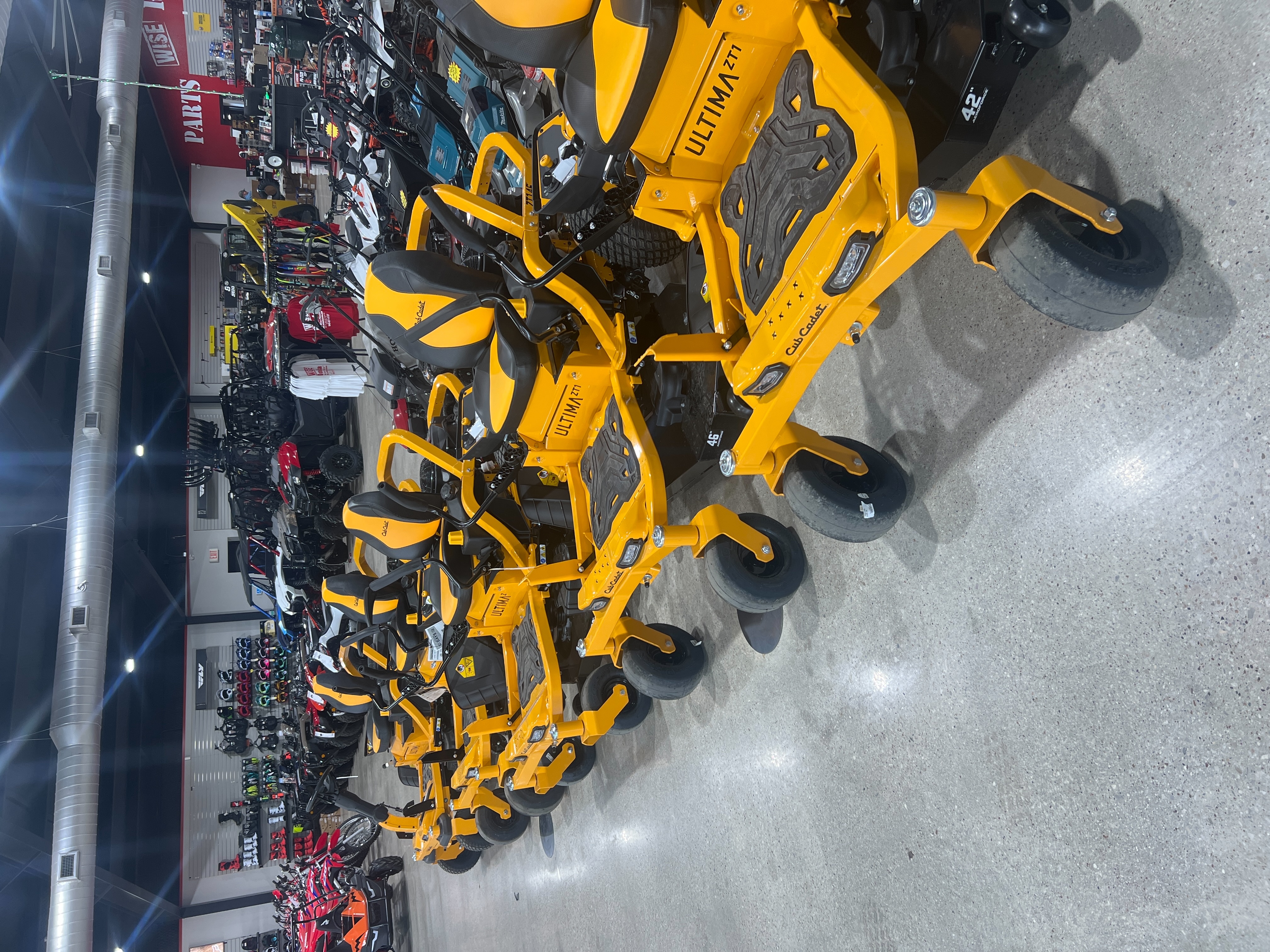 2024 Cub Cadet Ultima ZT 42” Fab ZT1 42 FAB at Wise Honda