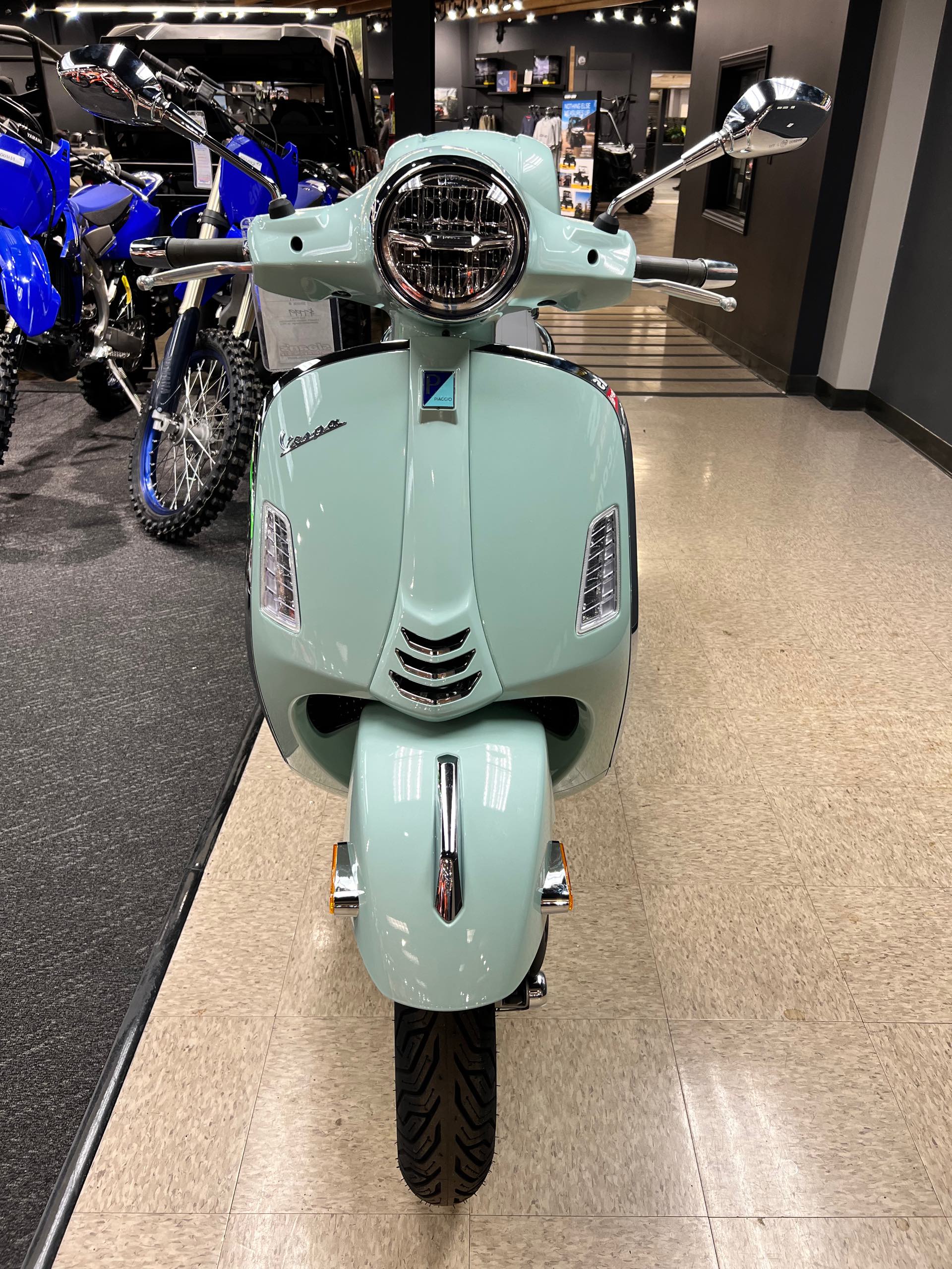 2023 Vespa GTS 300 HPE at Sloans Motorcycle ATV, Murfreesboro, TN, 37129