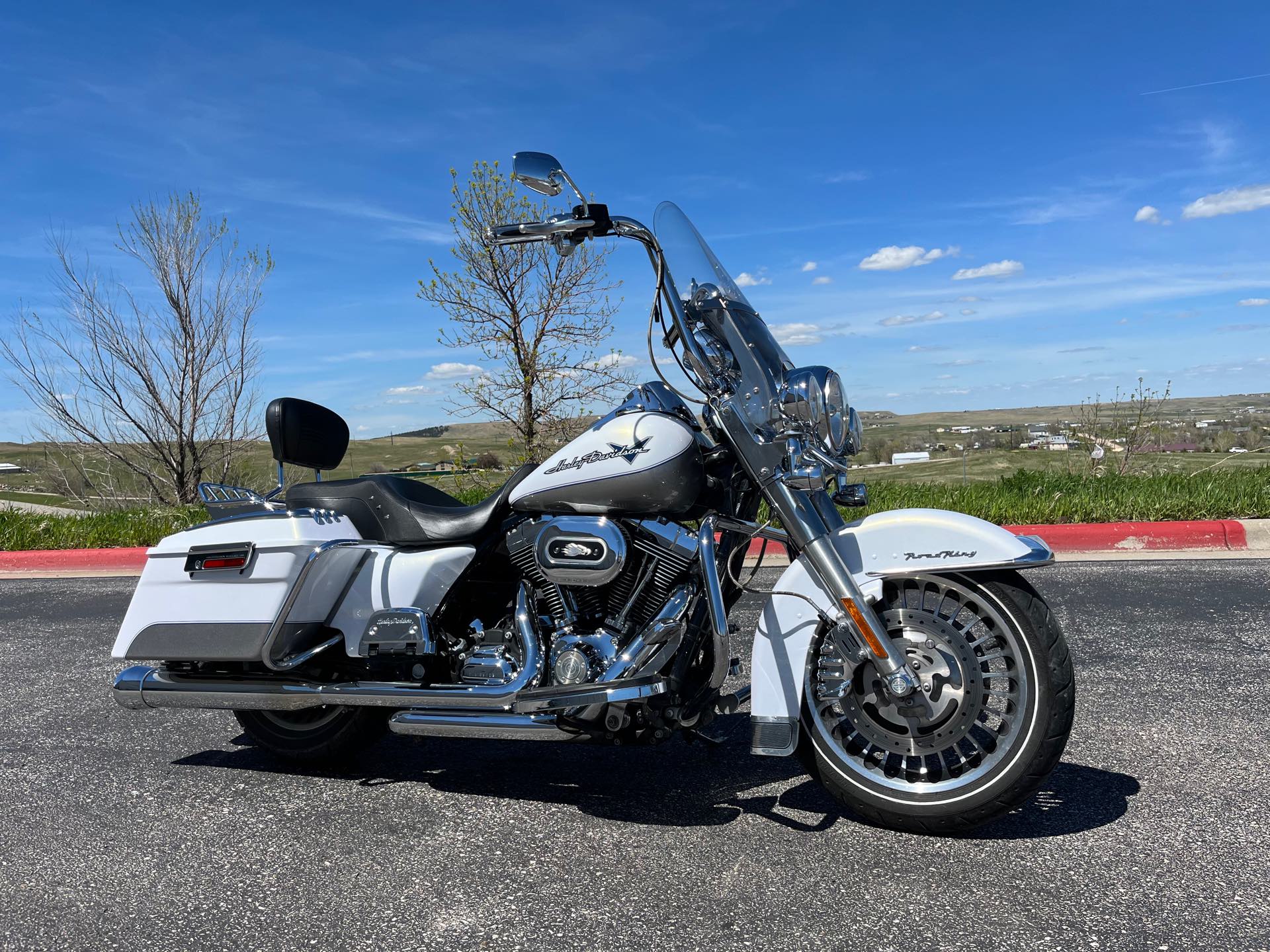 2009 Harley-Davidson Road King Base at Mount Rushmore Motorsports