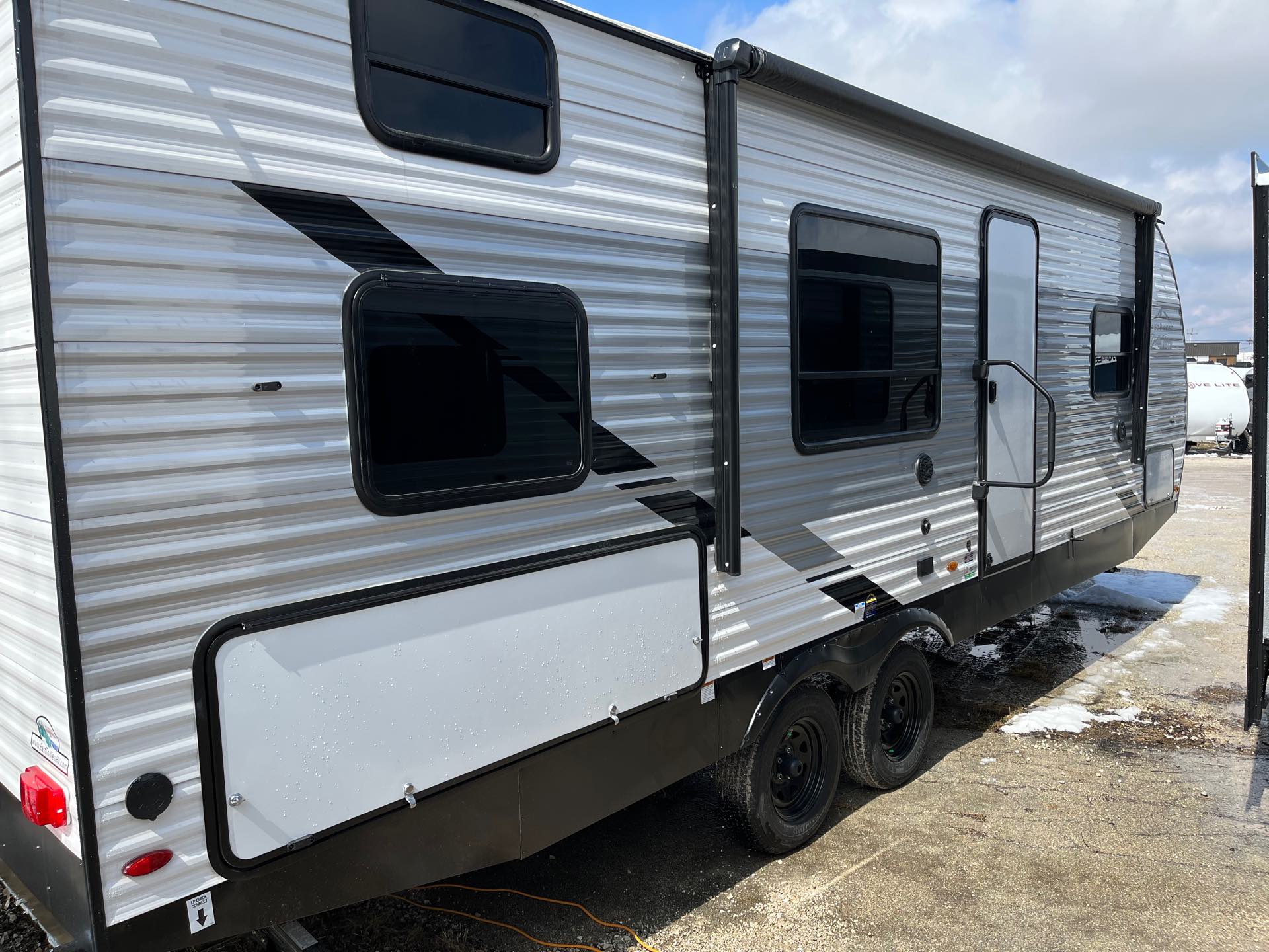 2022 East To West Della Terra 250BH at Prosser's Premium RV Outlet