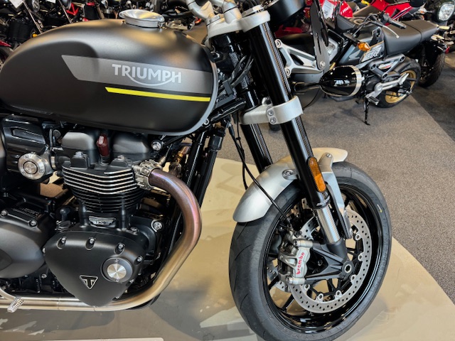 2022 Triumph Speed Twin Base at Martin Moto