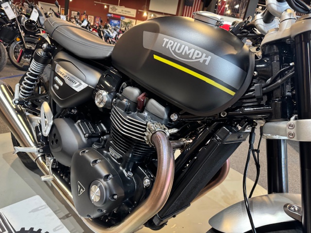 2022 Triumph Speed Twin Base at Martin Moto