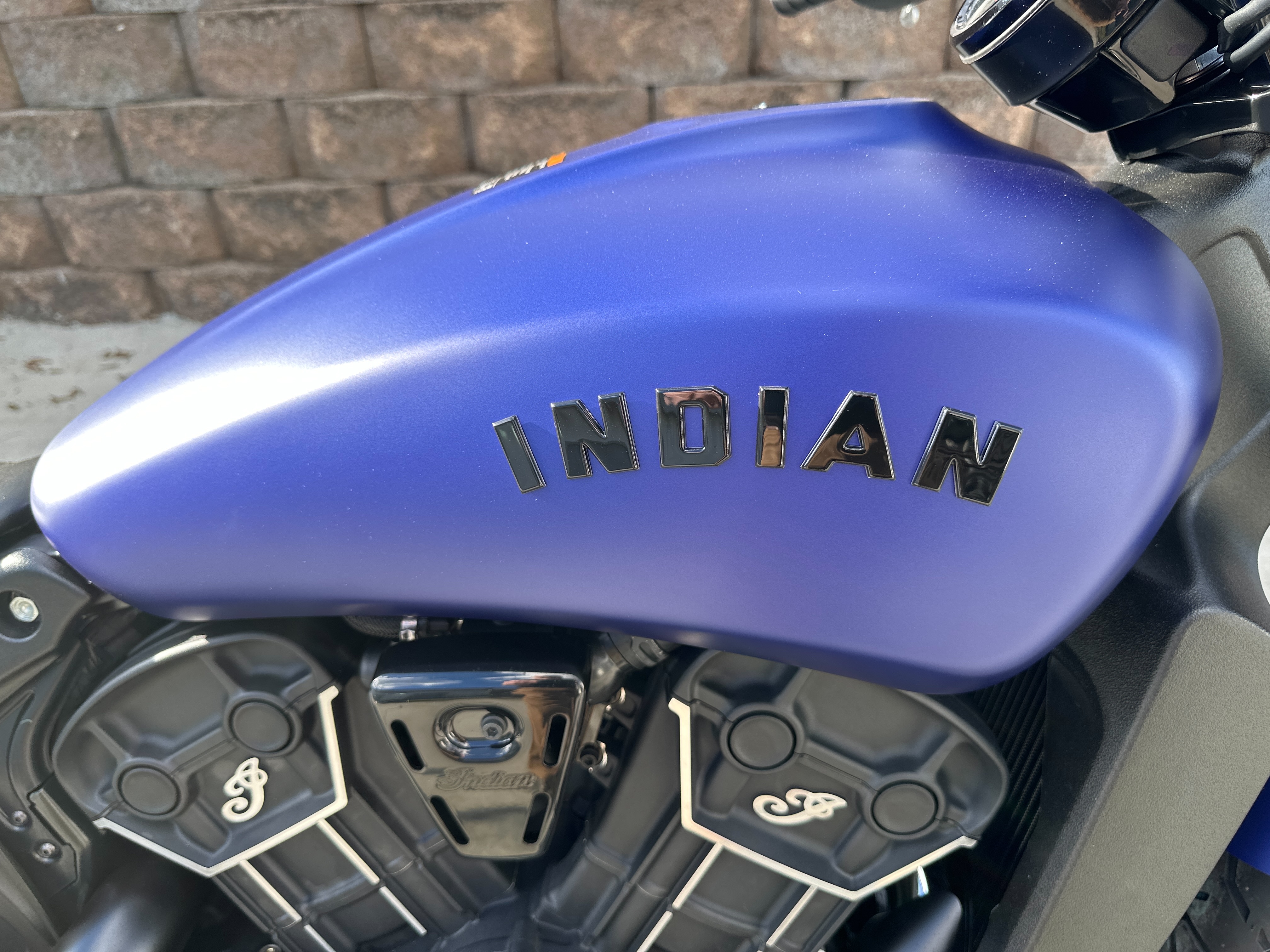 2023 Indian Motorcycle Scout Bobber Sixty at Frontline Eurosports