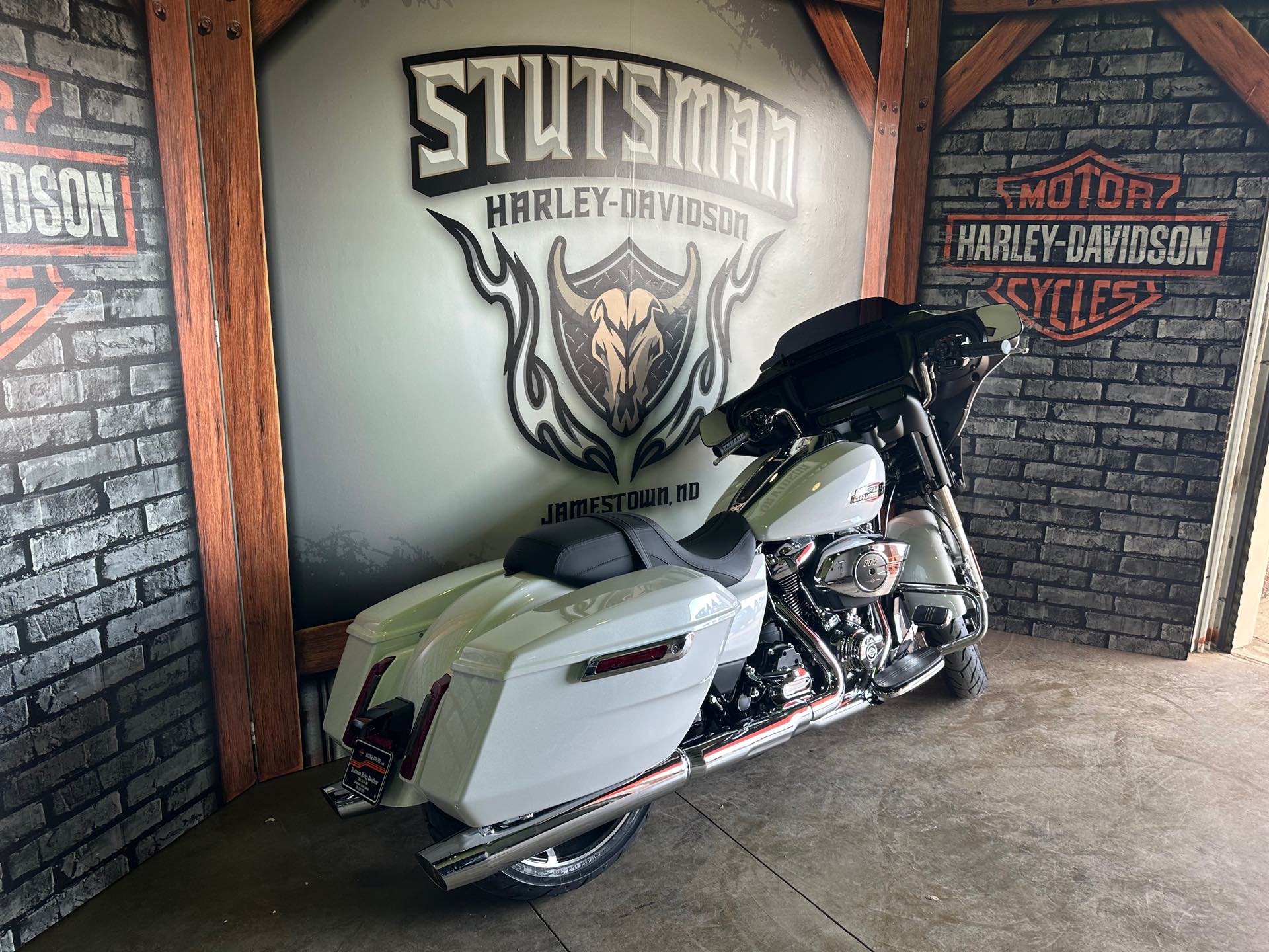 2024 Harley-Davidson Street Glide Base at Stutsman Harley-Davidson