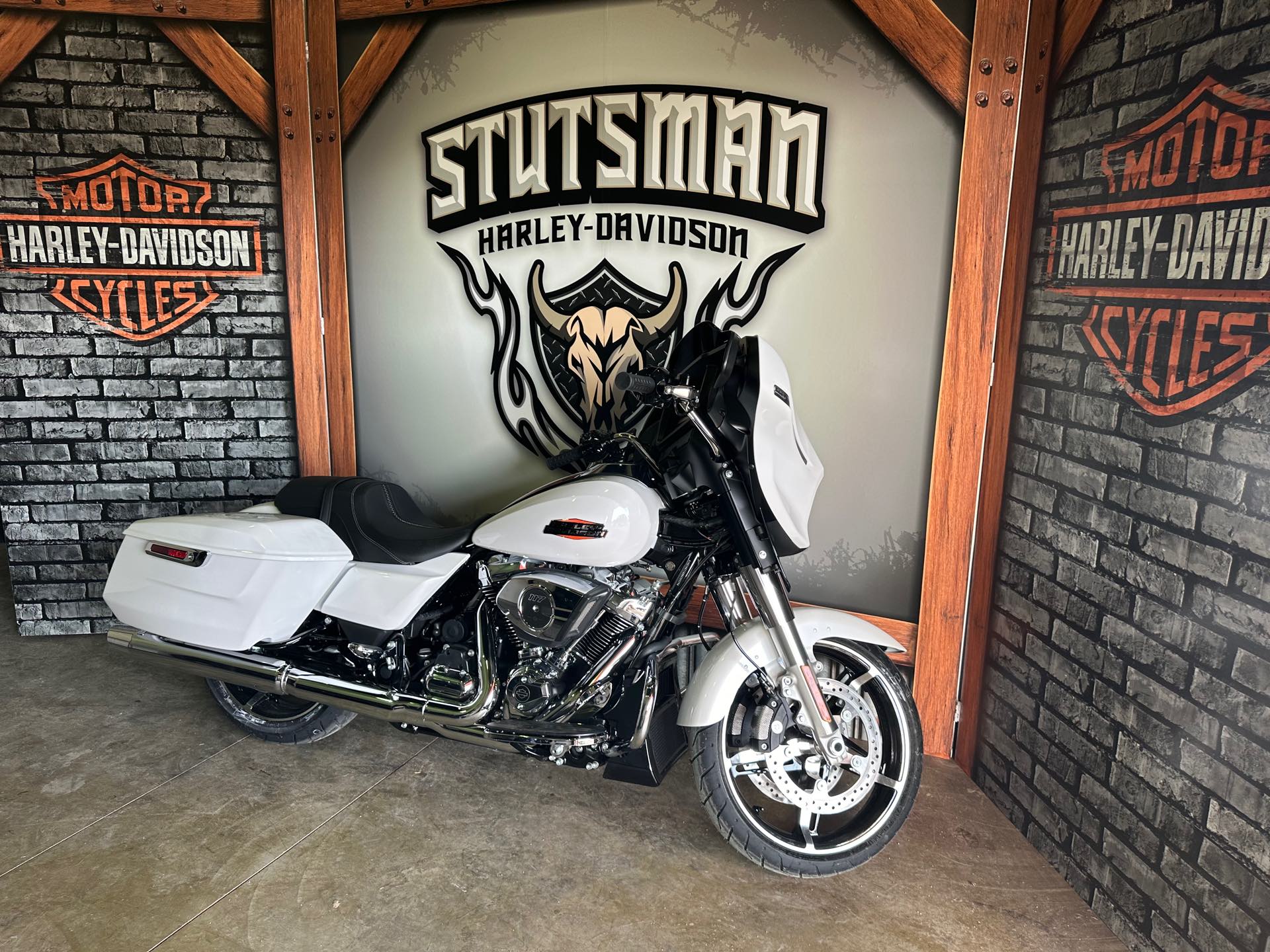 2024 Harley-Davidson Street Glide Base at Stutsman Harley-Davidson