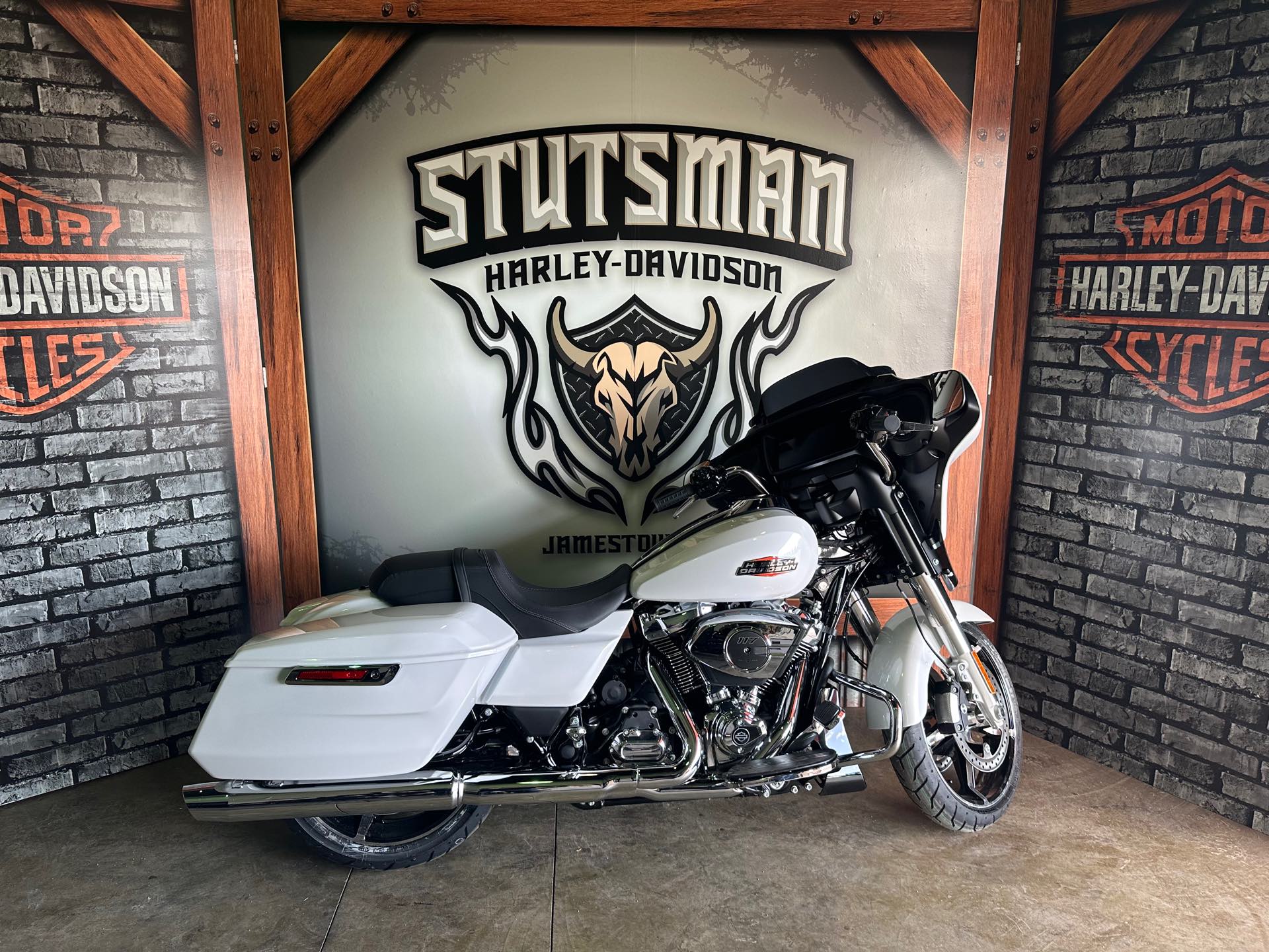 2024 Harley-Davidson Street Glide Base at Stutsman Harley-Davidson