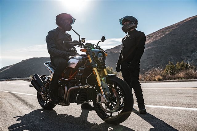 2022 Indian Motorcycle FTR R Carbon at Ehlerding Motorsports