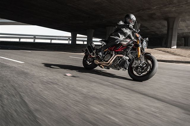 2022 Indian Motorcycle FTR R Carbon at Ehlerding Motorsports