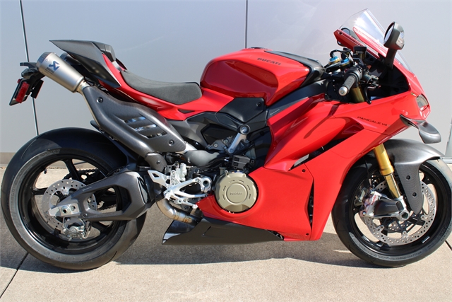 2025 Ducati Panigale V4 S at Eurosport Cycle