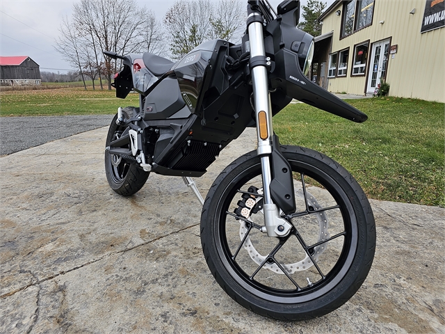 2023 Zero FXE ZF72 at Classy Chassis & Cycles