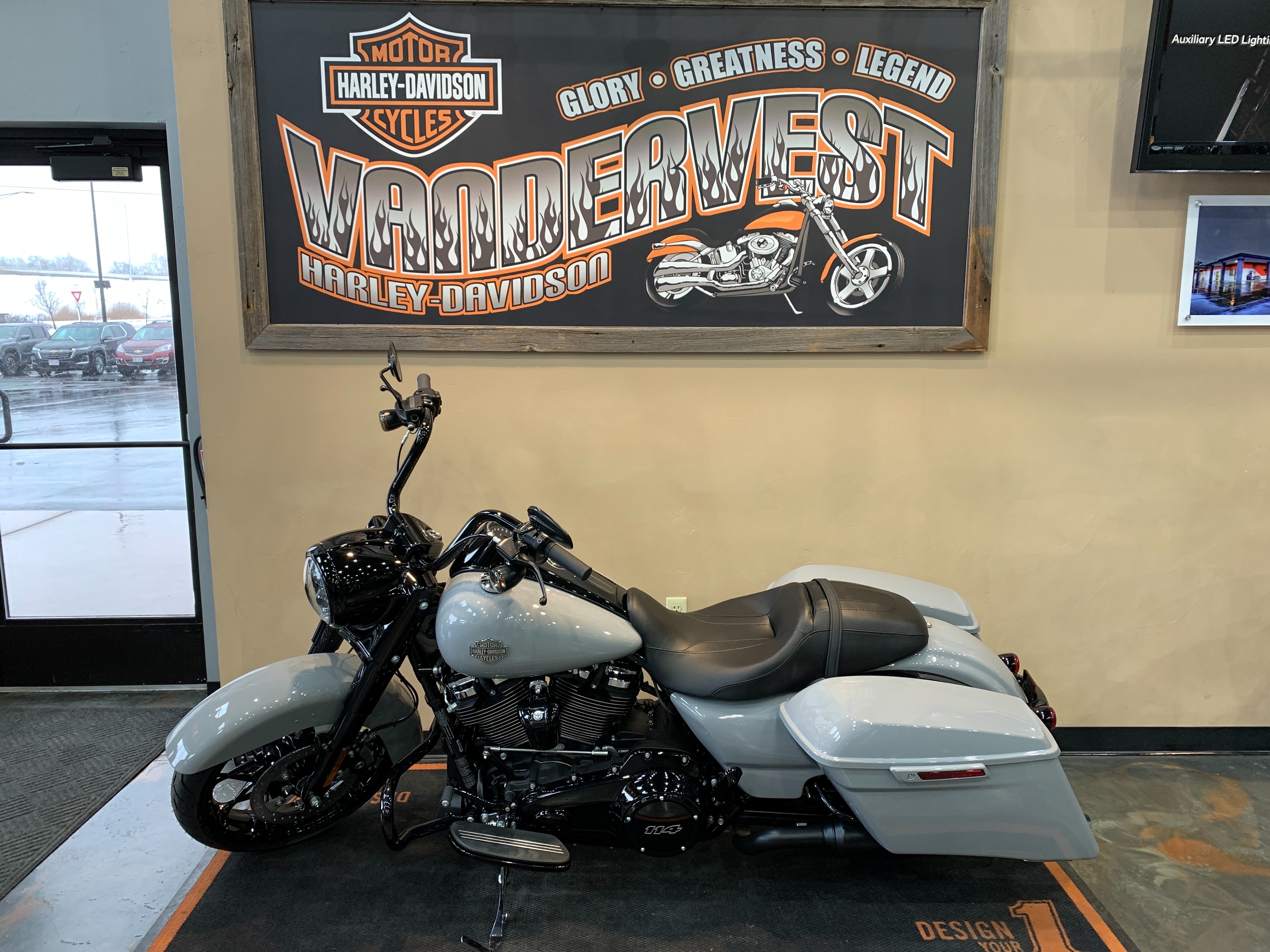 2024 Harley-Davidson Road King Special at Vandervest Harley-Davidson, Green Bay, WI 54303