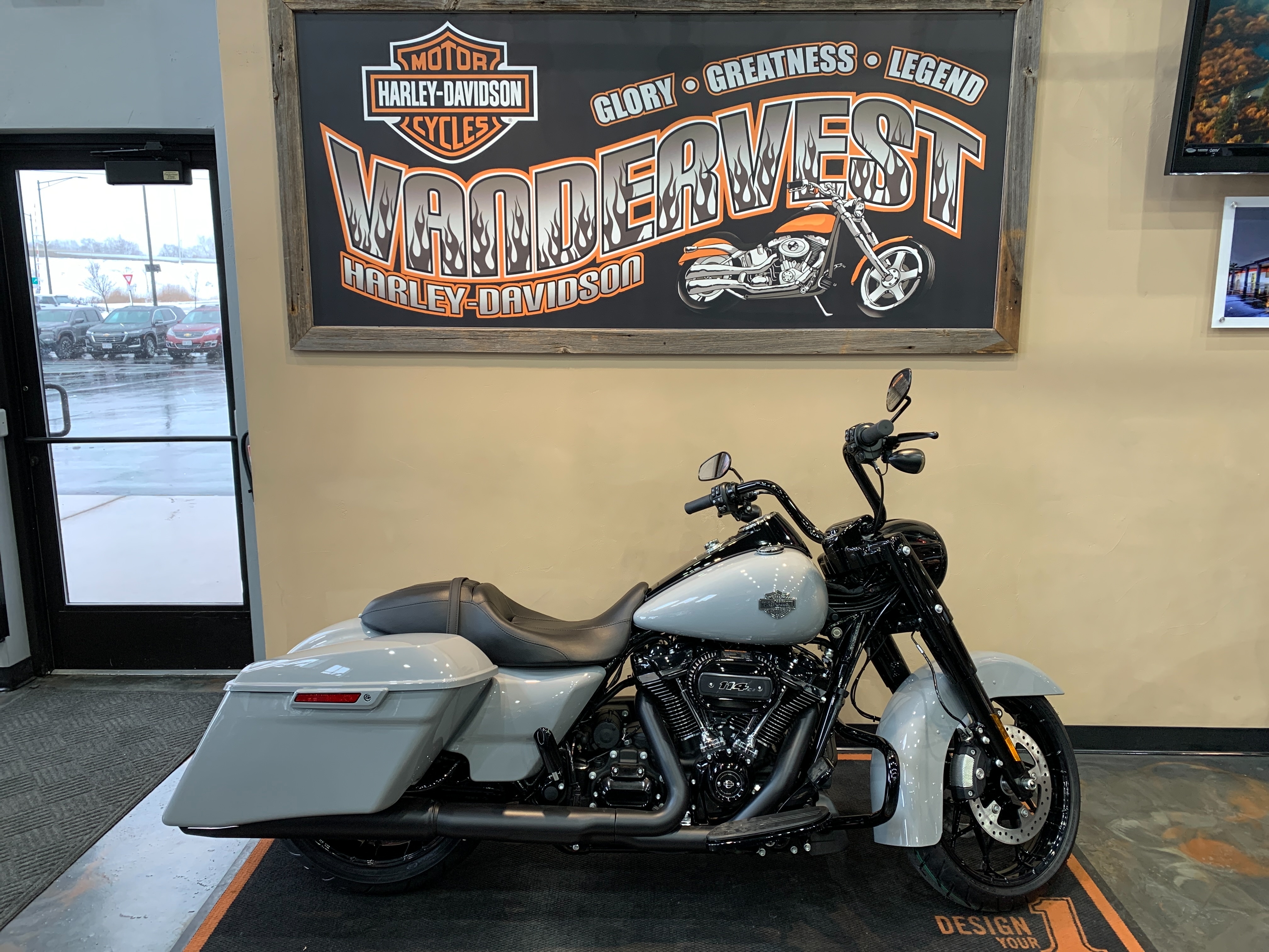 2024 Harley-Davidson Road King Special at Vandervest Harley-Davidson, Green Bay, WI 54303