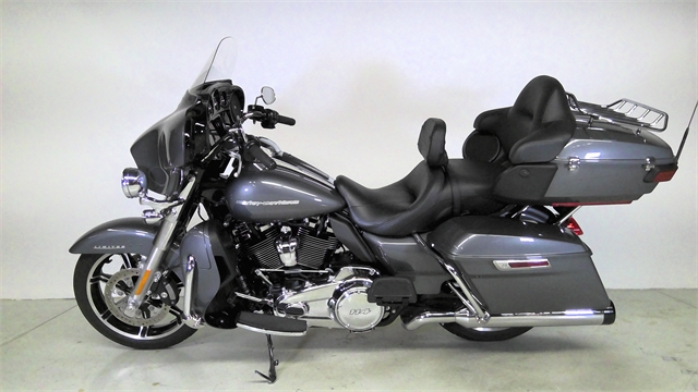 2022 Harley-Davidson Electra Glide Ultra Limited at Wolverine Harley-Davidson