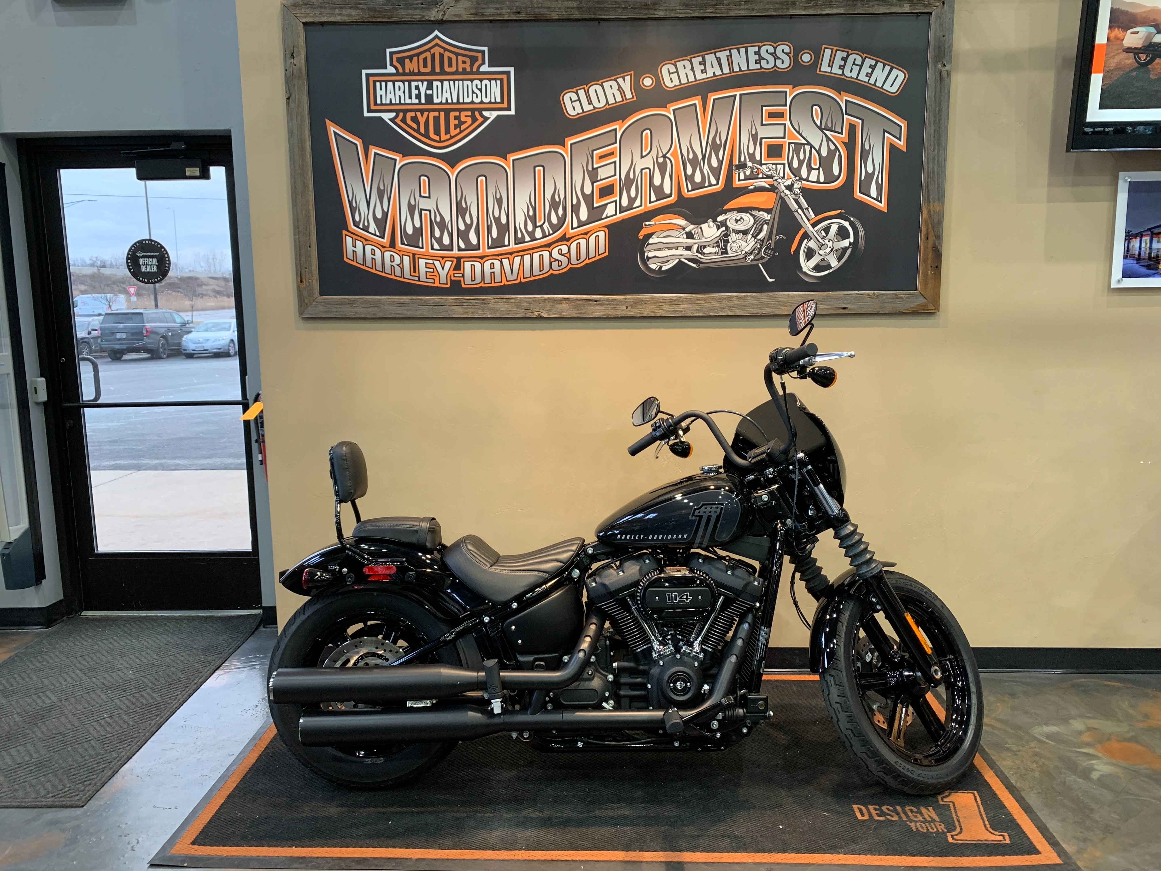 2024 Harley-Davidson Softail Street Bob 114 at Vandervest Harley-Davidson, Green Bay, WI 54303