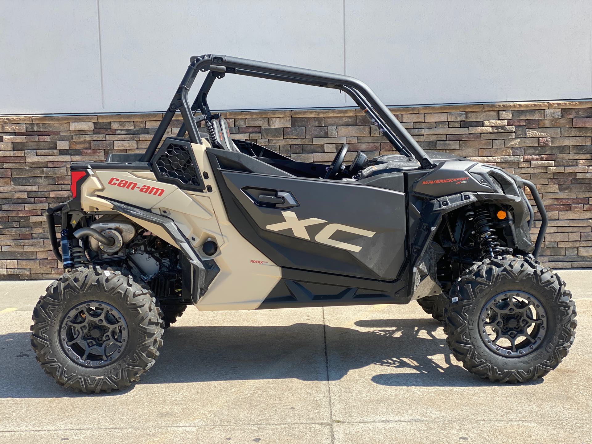 2022 Can-Am Maverick Sport X xc 1000R at Head Indian Motorcycle