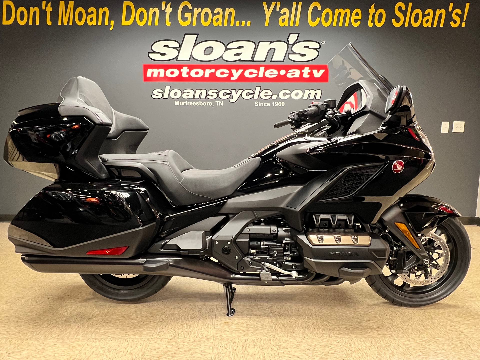 2023 Honda Gold Wing Tour at Sloans Motorcycle ATV, Murfreesboro, TN, 37129