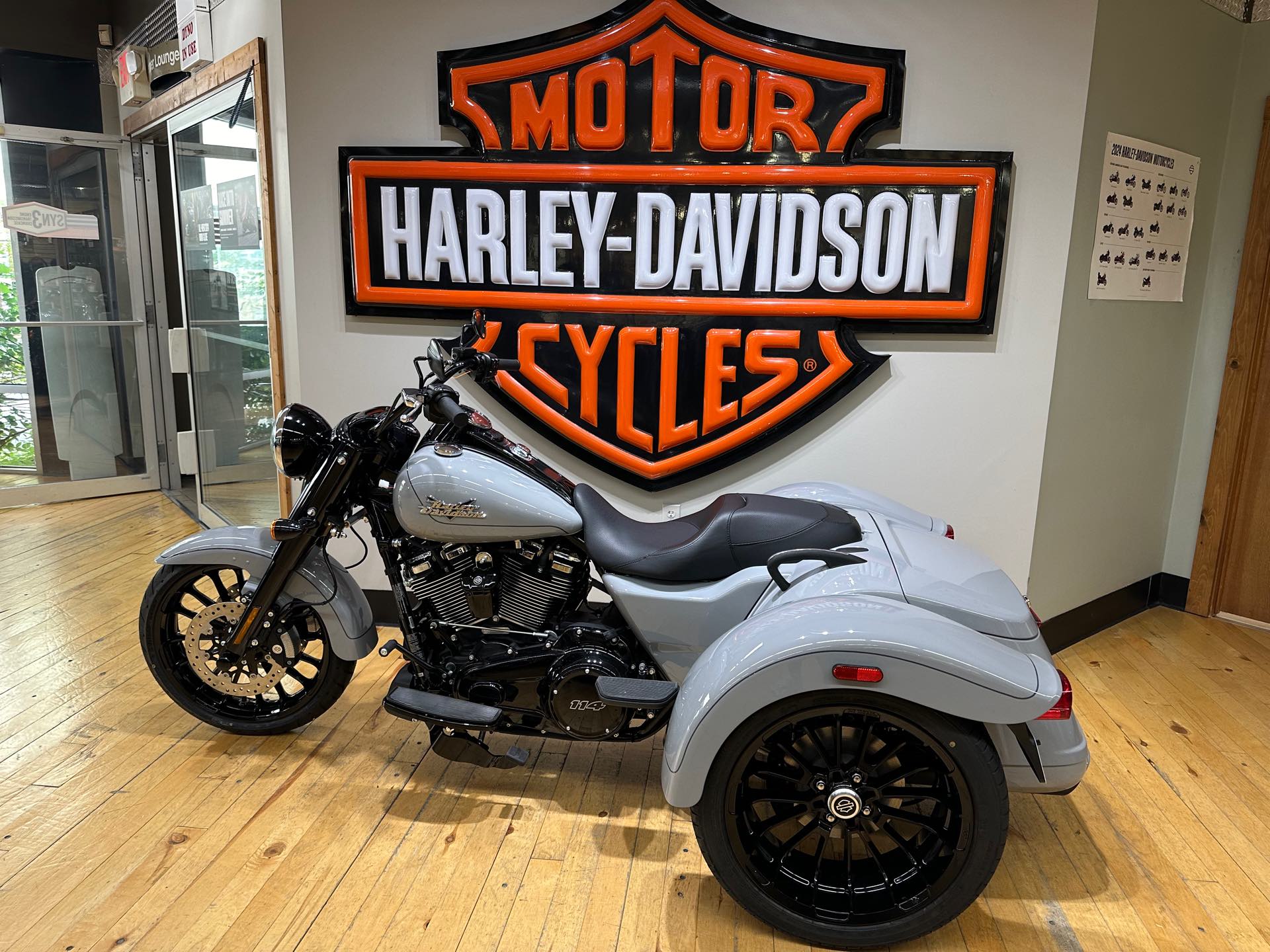 2024 Harley-Davidson Trike Freewheeler at Zips 45th Parallel Harley-Davidson