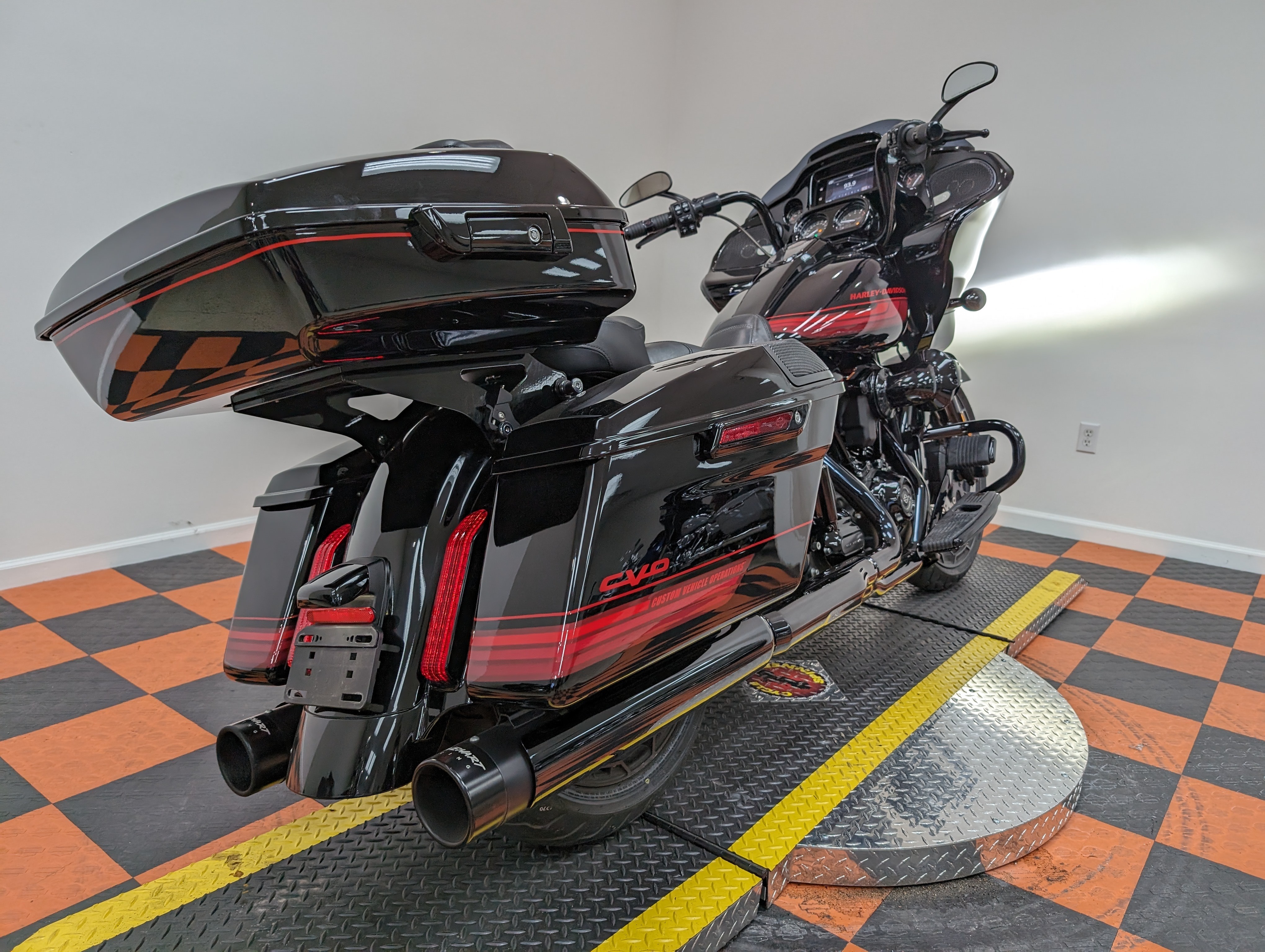 2021 Harley-Davidson CVO' Road Glide CVO Road Glide at Harley-Davidson of Indianapolis