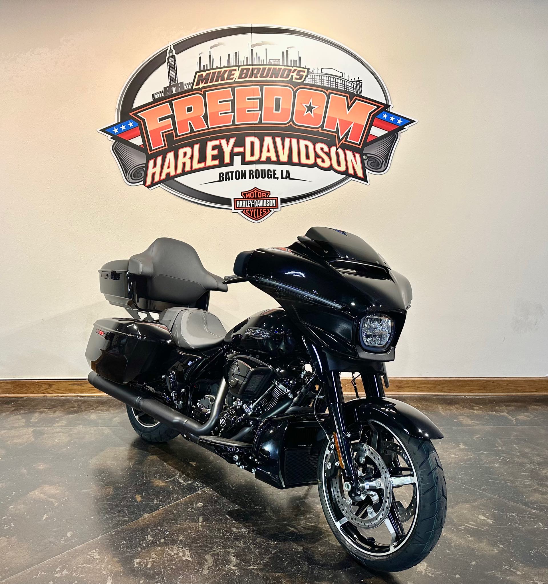 2024 Harley-Davidson Street Glide Base at Mike Bruno's Freedom Harley-Davidson