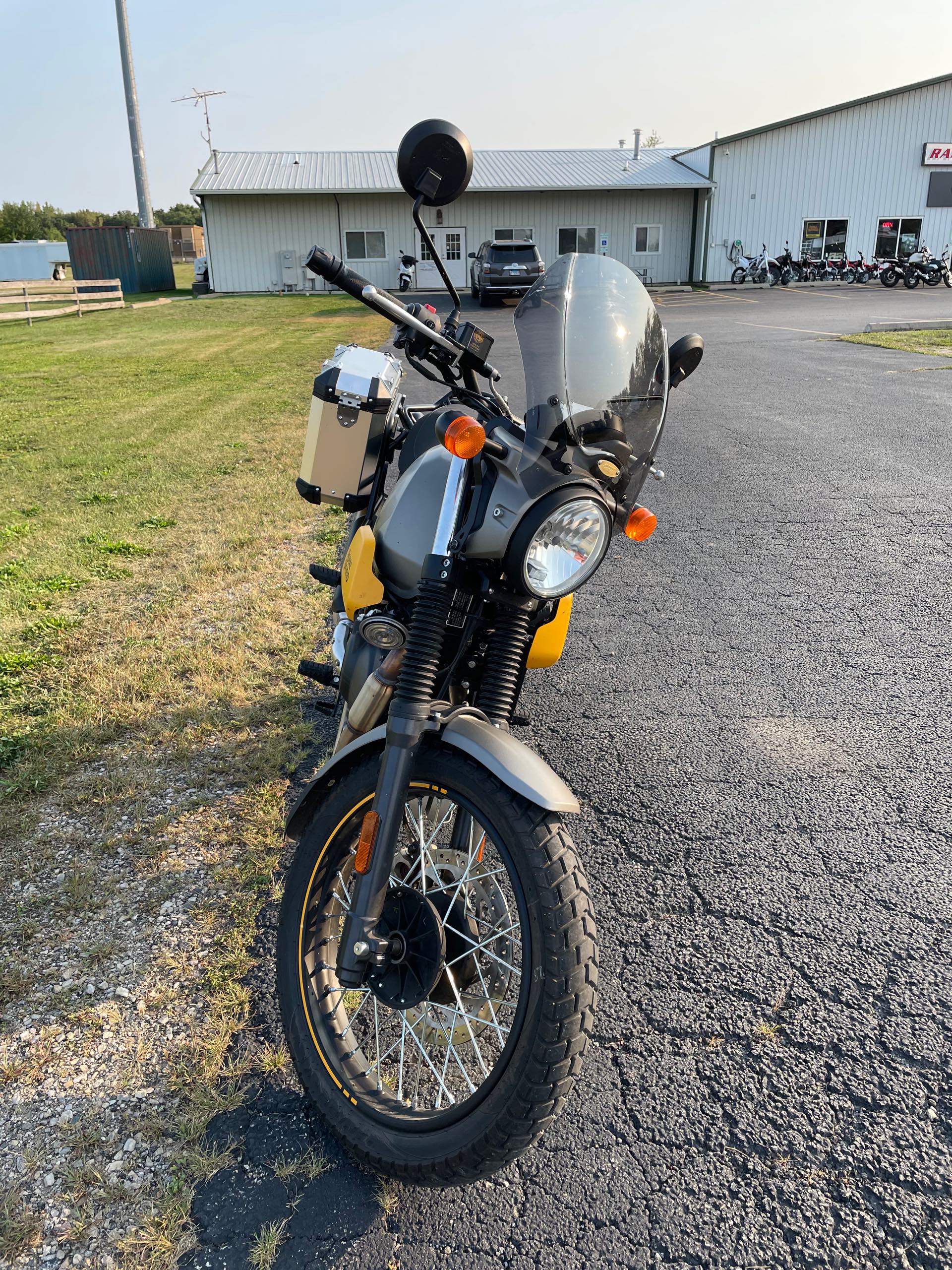 2023 Royal Enfield Scram 411 at Randy's Cycle