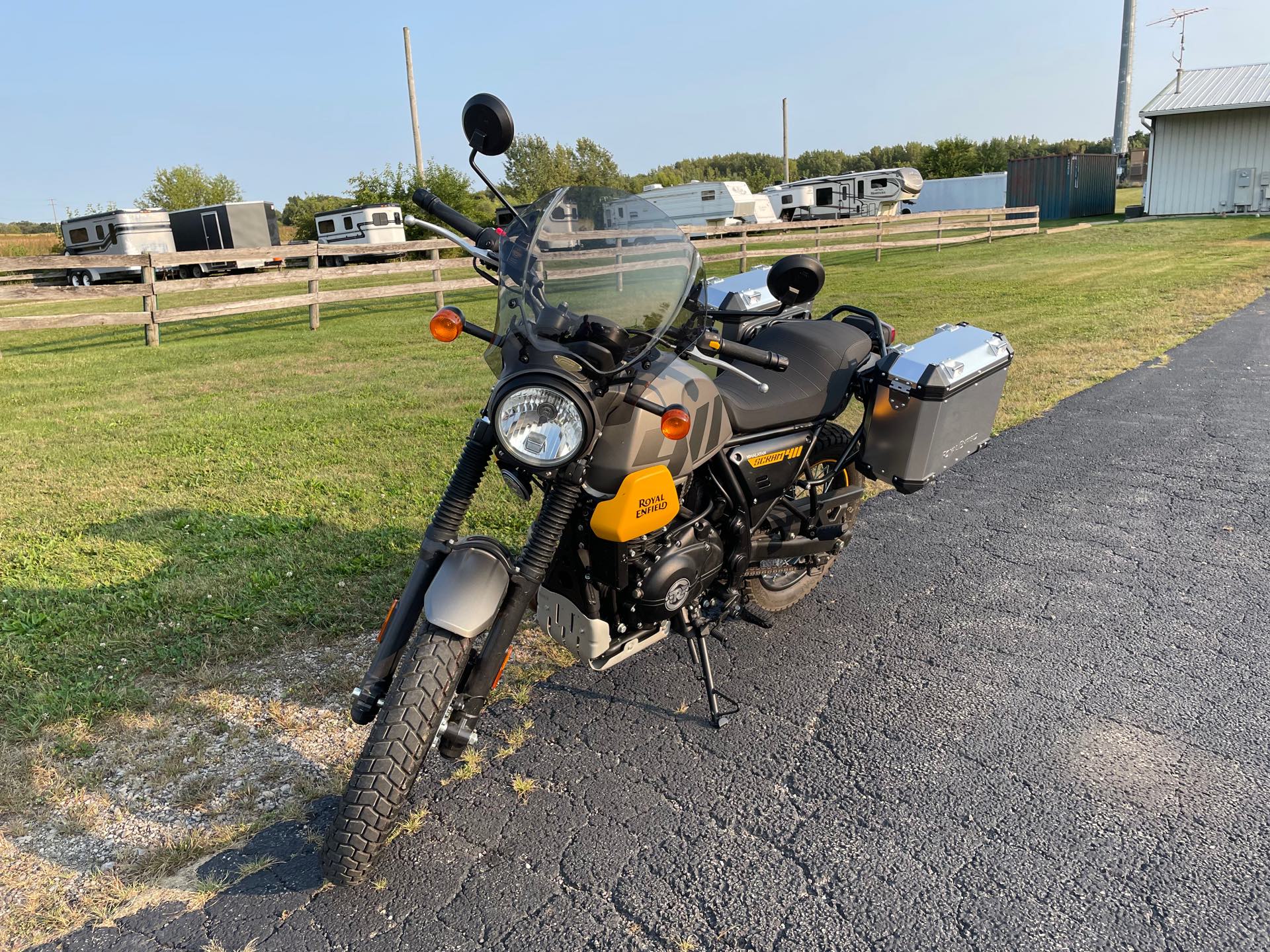 2023 Royal Enfield Scram 411 at Randy's Cycle