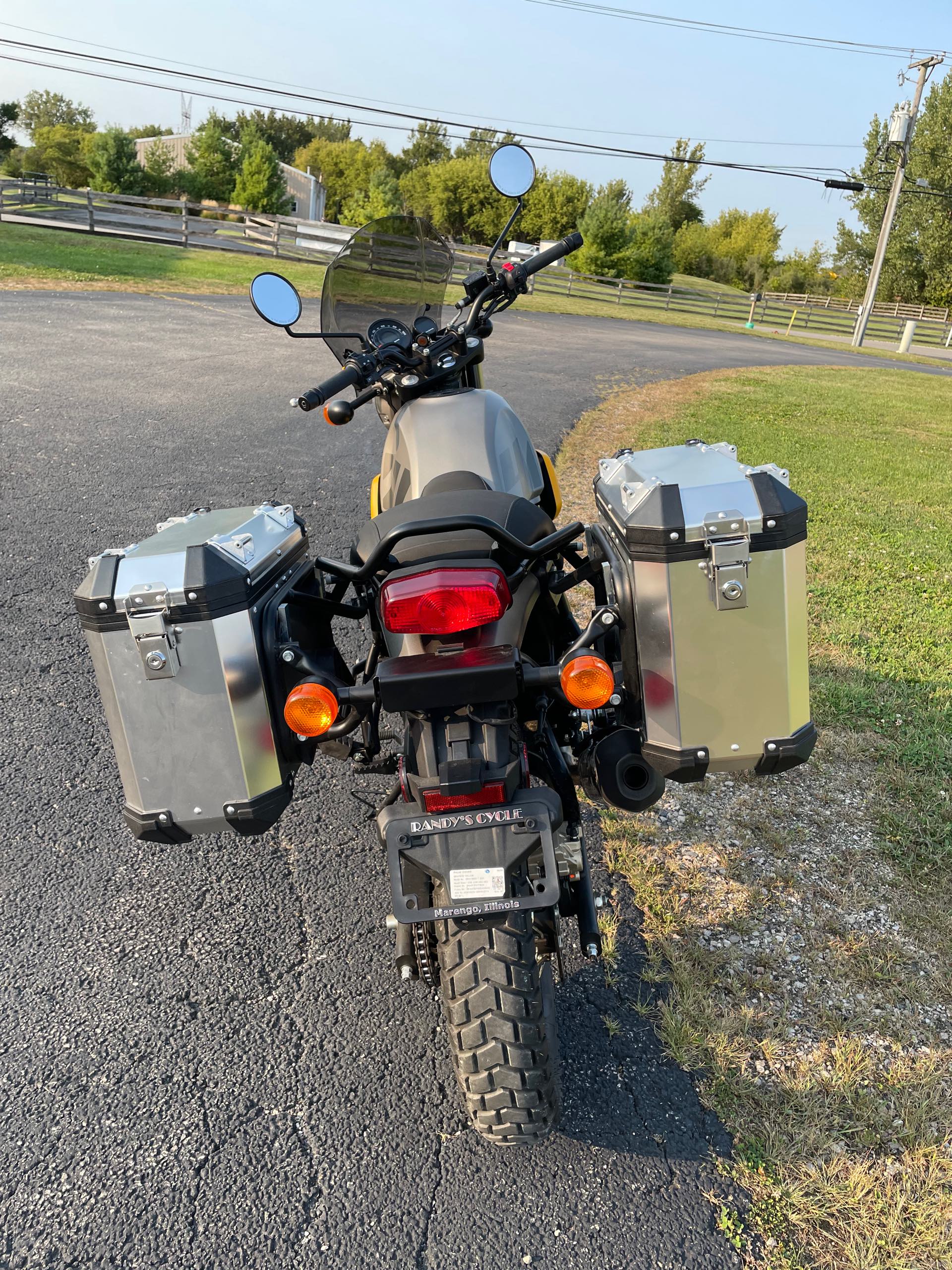 2023 Royal Enfield Scram 411 at Randy's Cycle