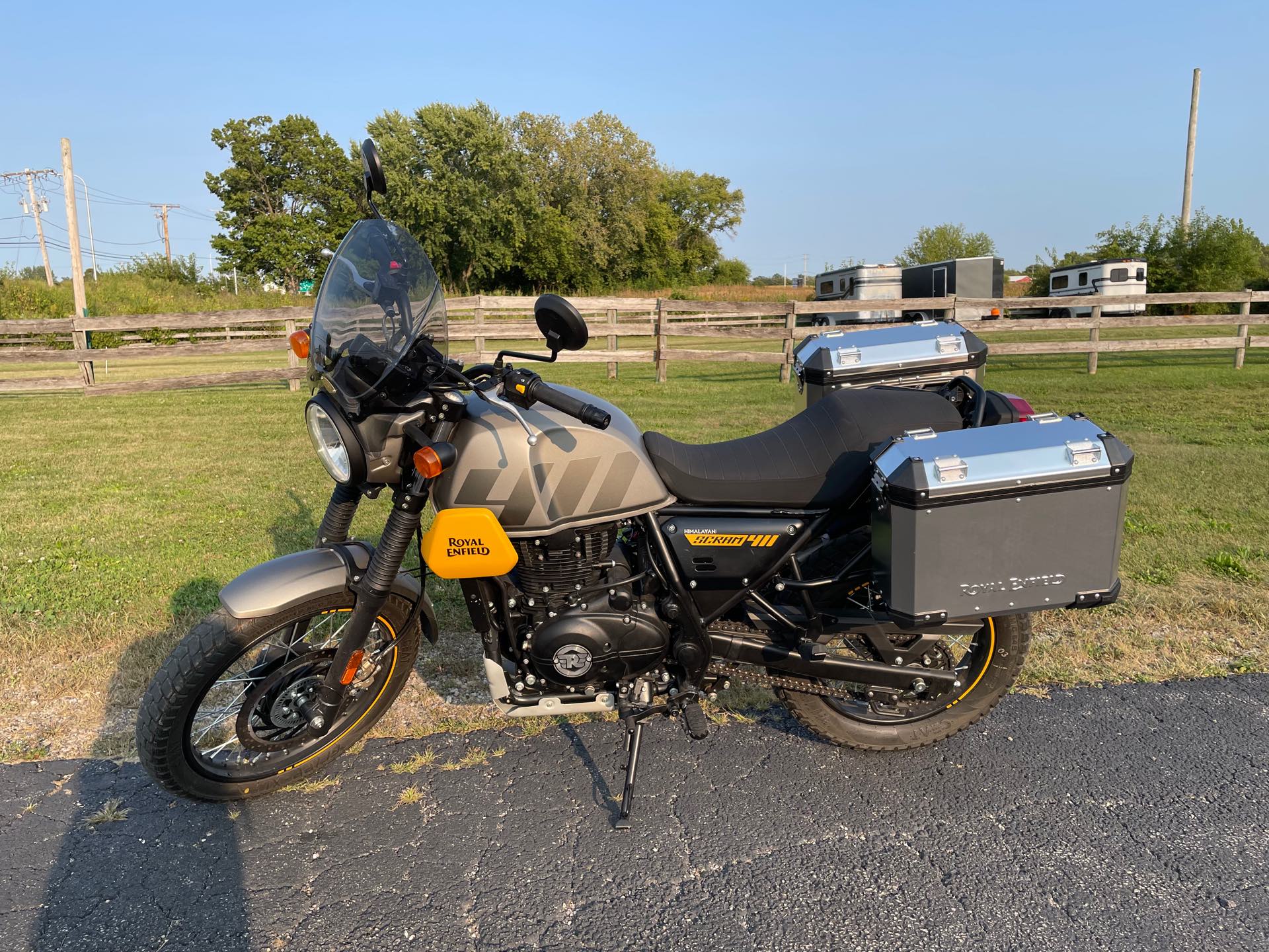 2023 Royal Enfield Scram 411 at Randy's Cycle