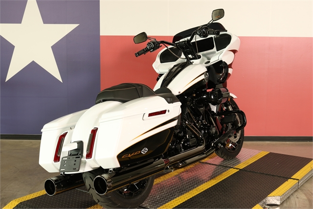 2023 Harley-Davidson Road Glide CVO Road Glide at Texas Harley
