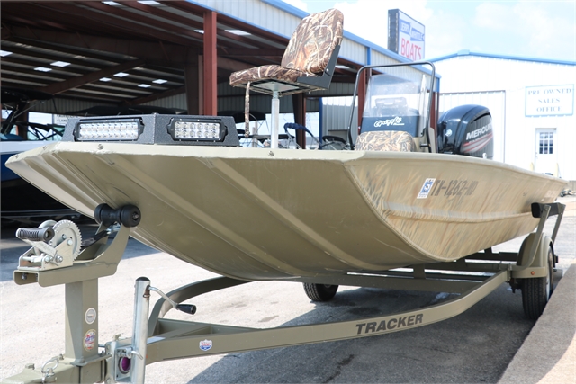 2016 Tracker Grizzly 1860 Mvx at Jerry Whittle Boats