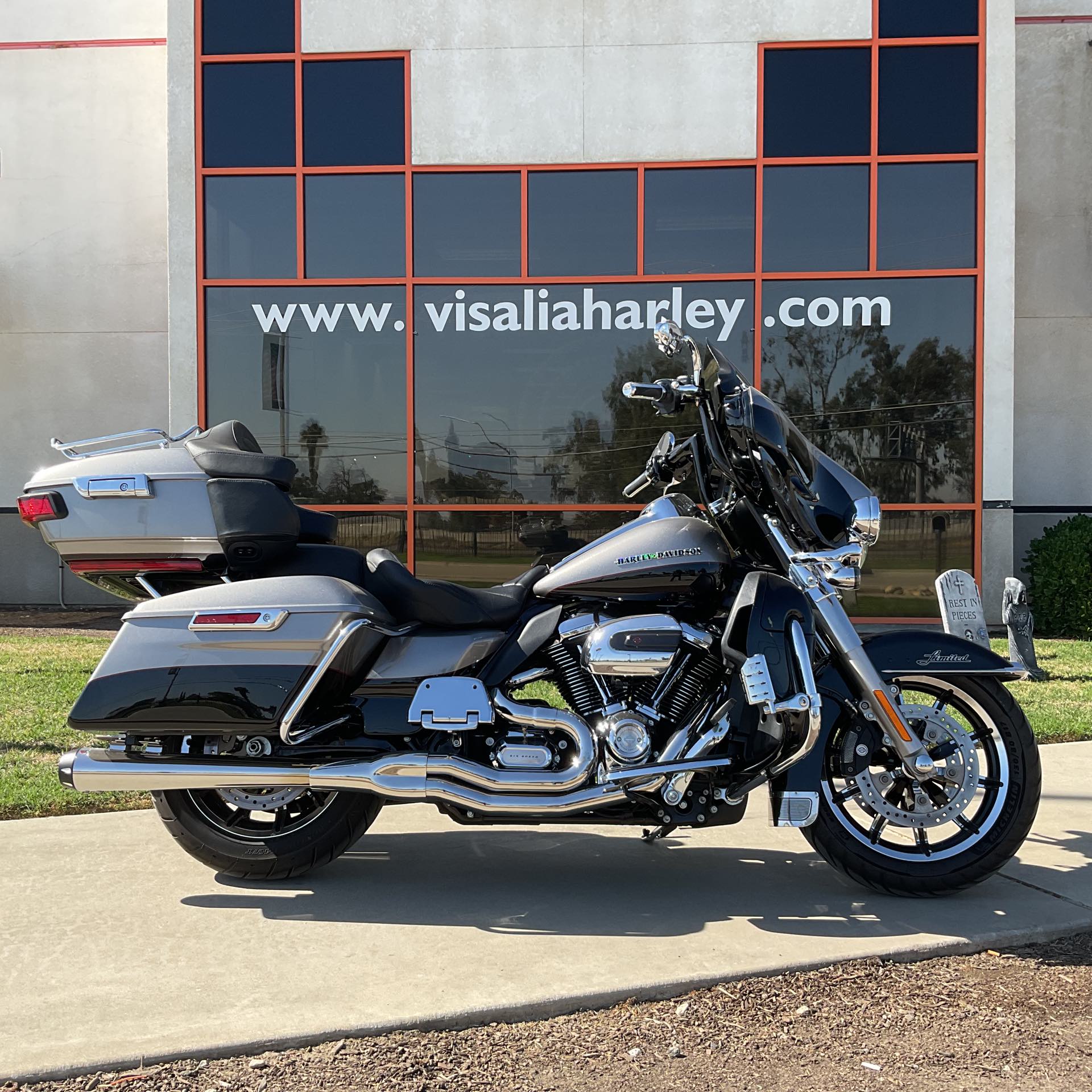 2017 Harley-Davidson Electra Glide Ultra Limited at Visalia Harley-Davidson