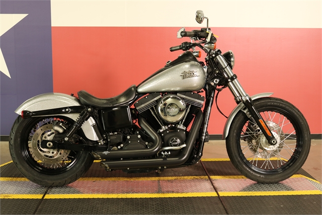 2015 Harley-Davidson Dyna Street Bob at Texas Harley