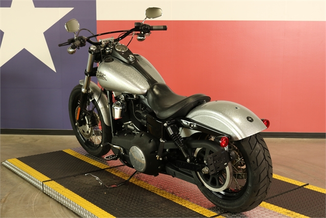 2015 Harley-Davidson Dyna Street Bob at Texas Harley