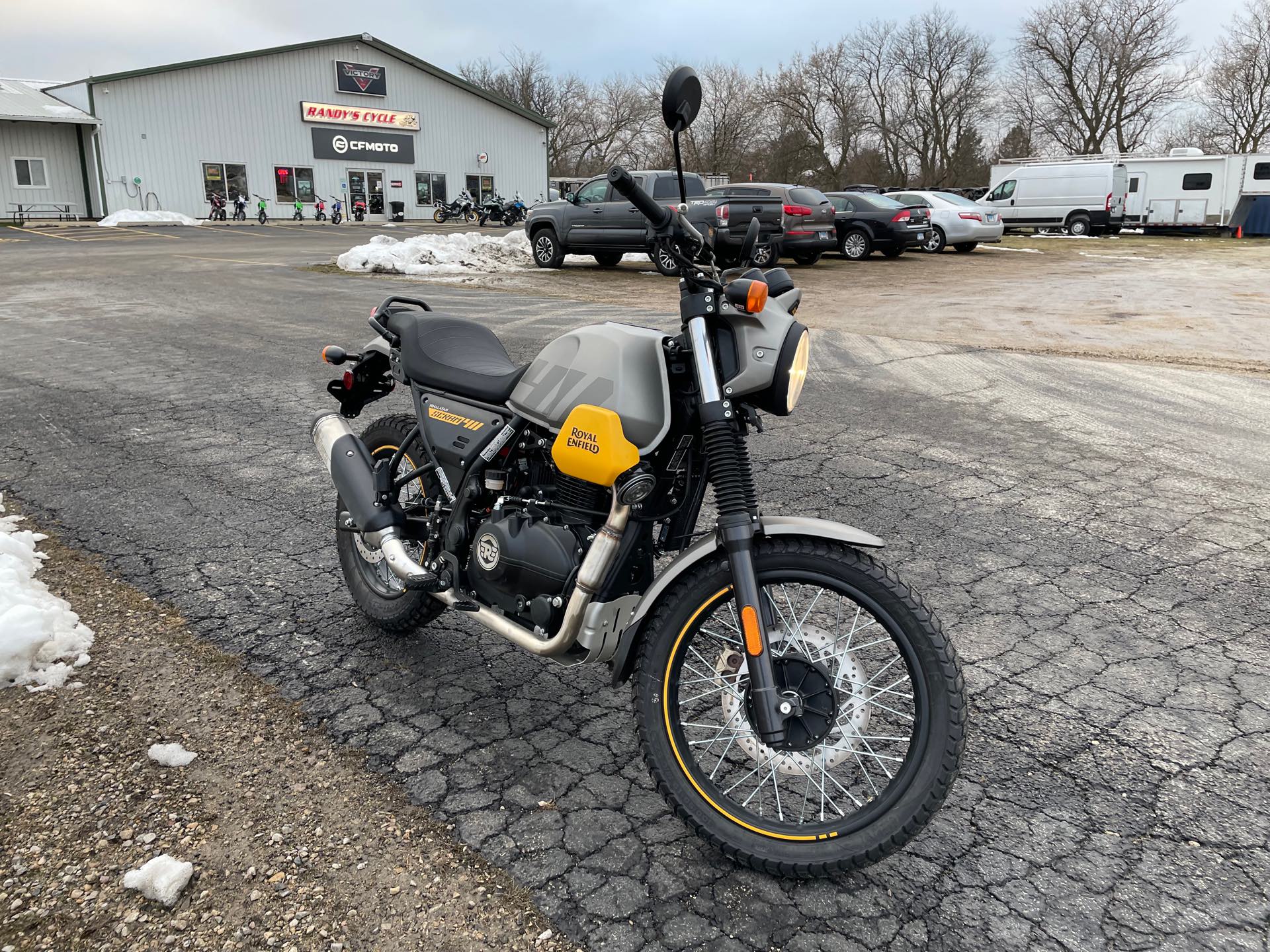 2023 Royal Enfield Scram 411 at Randy's Cycle