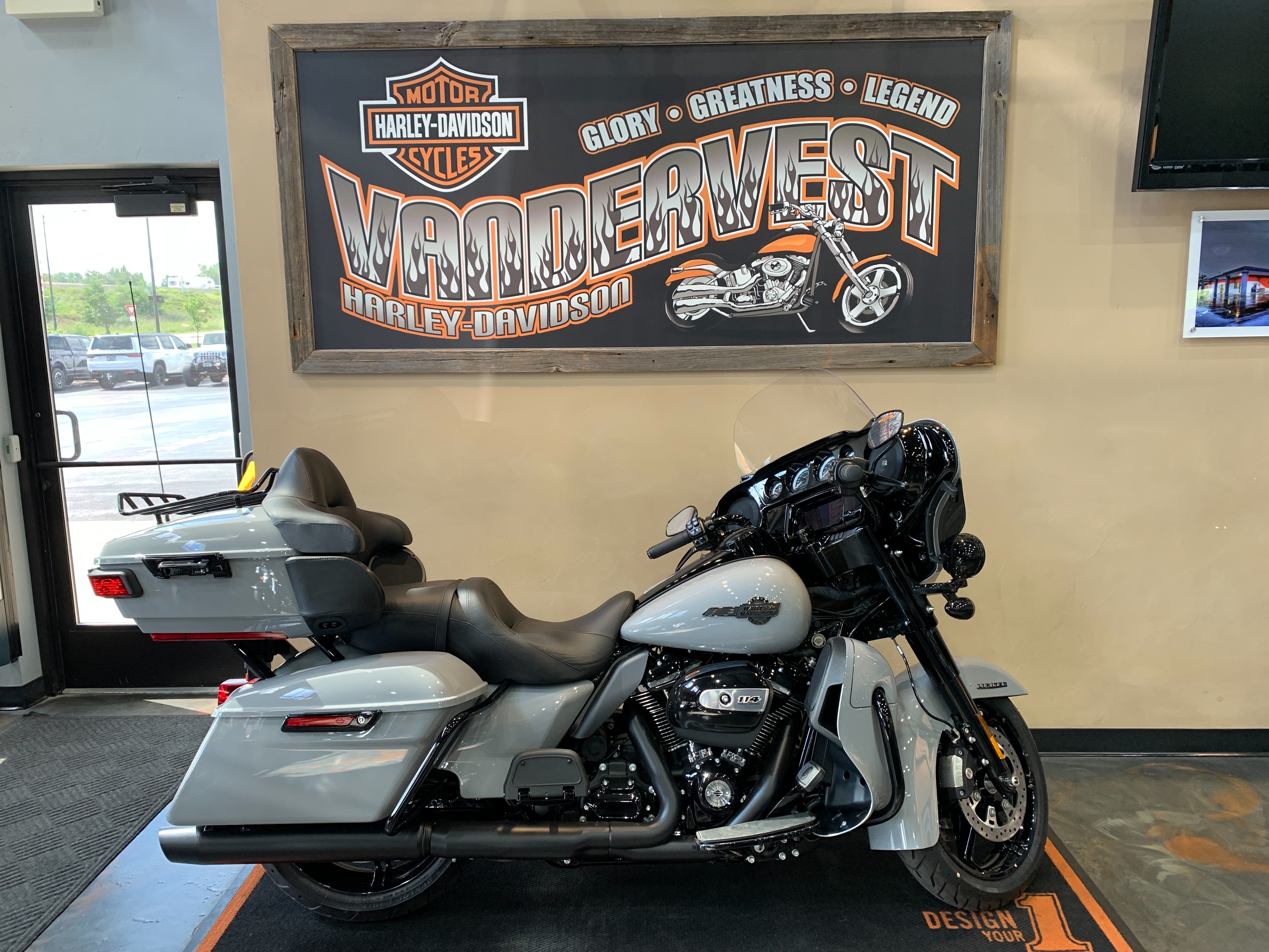 2024 Harley-Davidson Electra Glide Ultra Limited at Vandervest Harley-Davidson, Green Bay, WI 54303