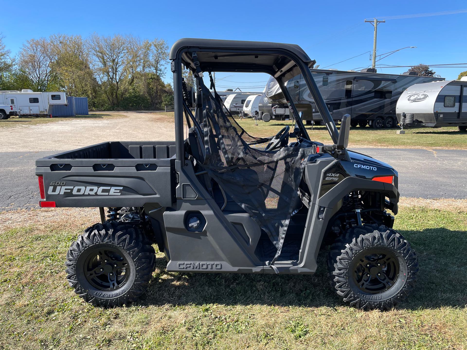 2025 CFMOTO UFORCE 600 at Randy's Cycle