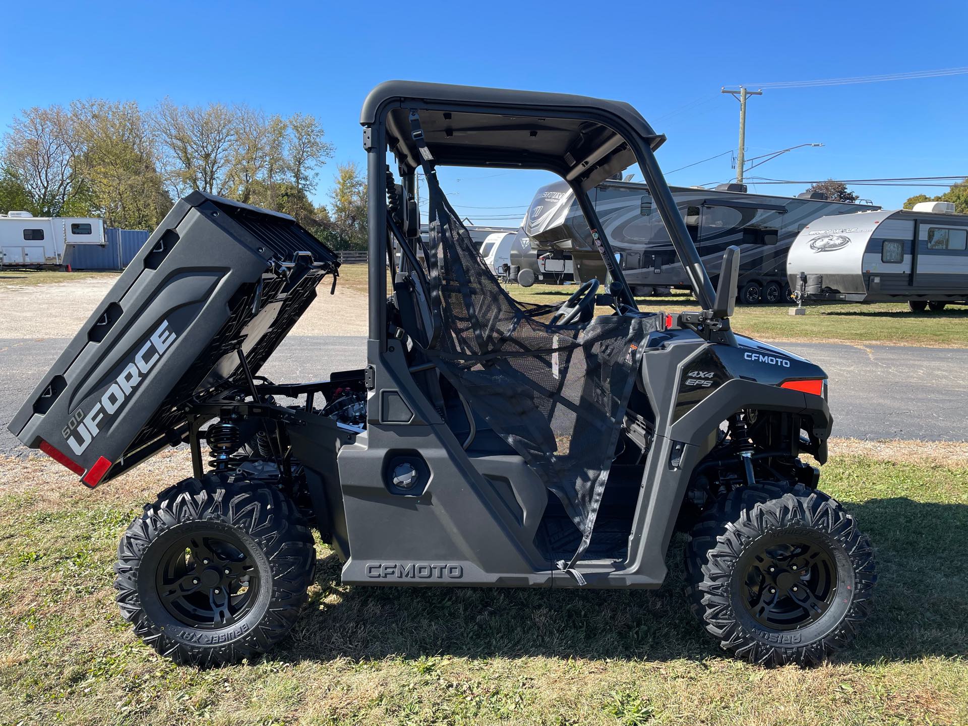 2025 CFMOTO UFORCE 600 at Randy's Cycle