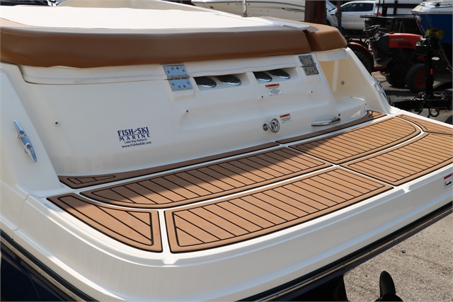 2020 Bayliner VR5 at Jerry Whittle Boats