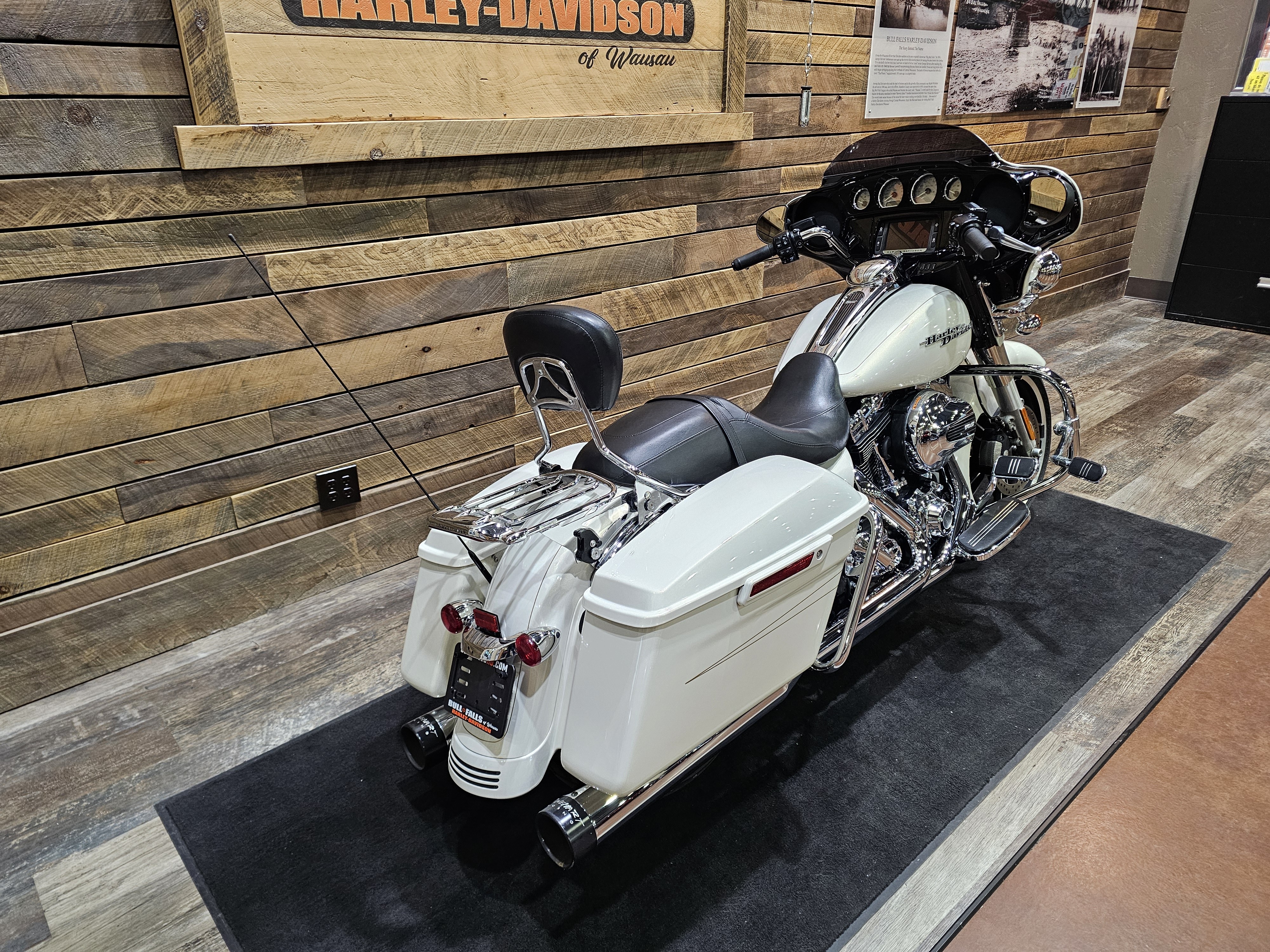 2015 Harley-Davidson Street Glide Special at Bull Falls Harley-Davidson