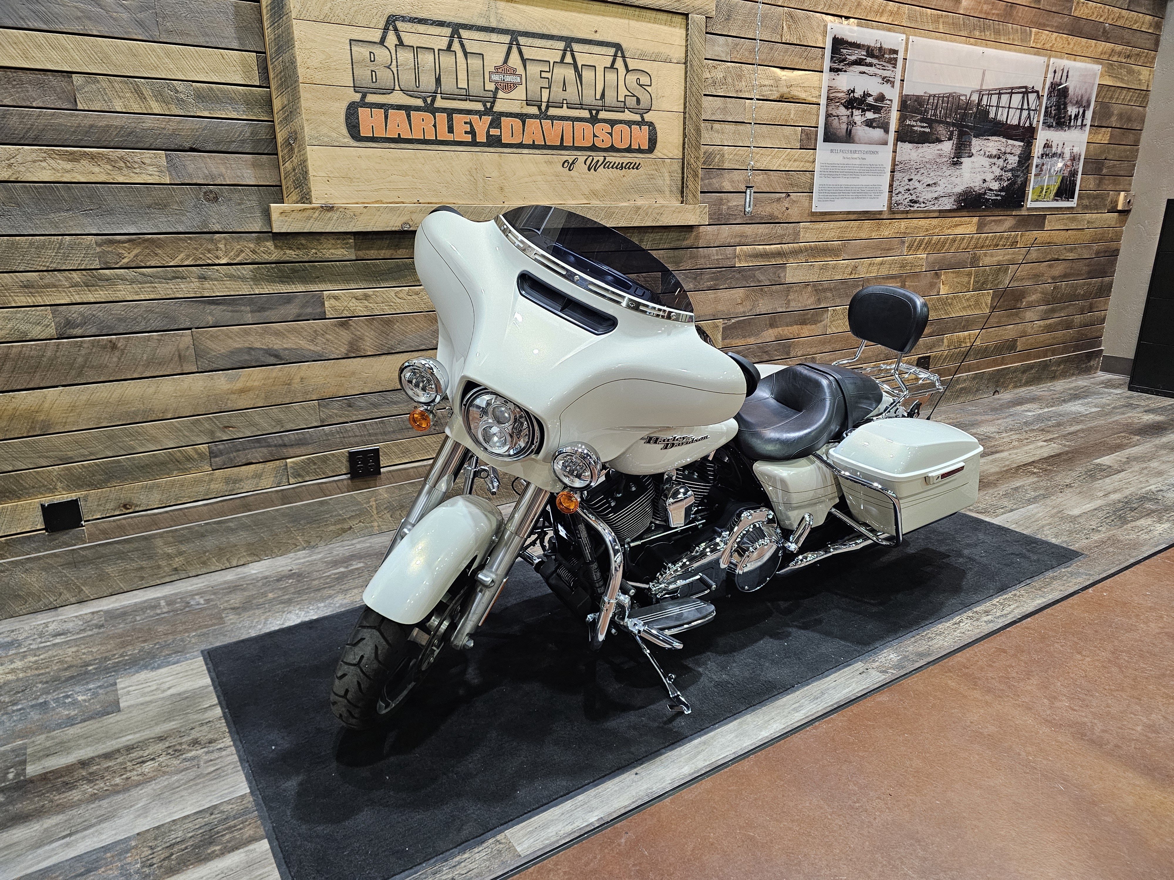 2015 Harley-Davidson Street Glide Special at Bull Falls Harley-Davidson