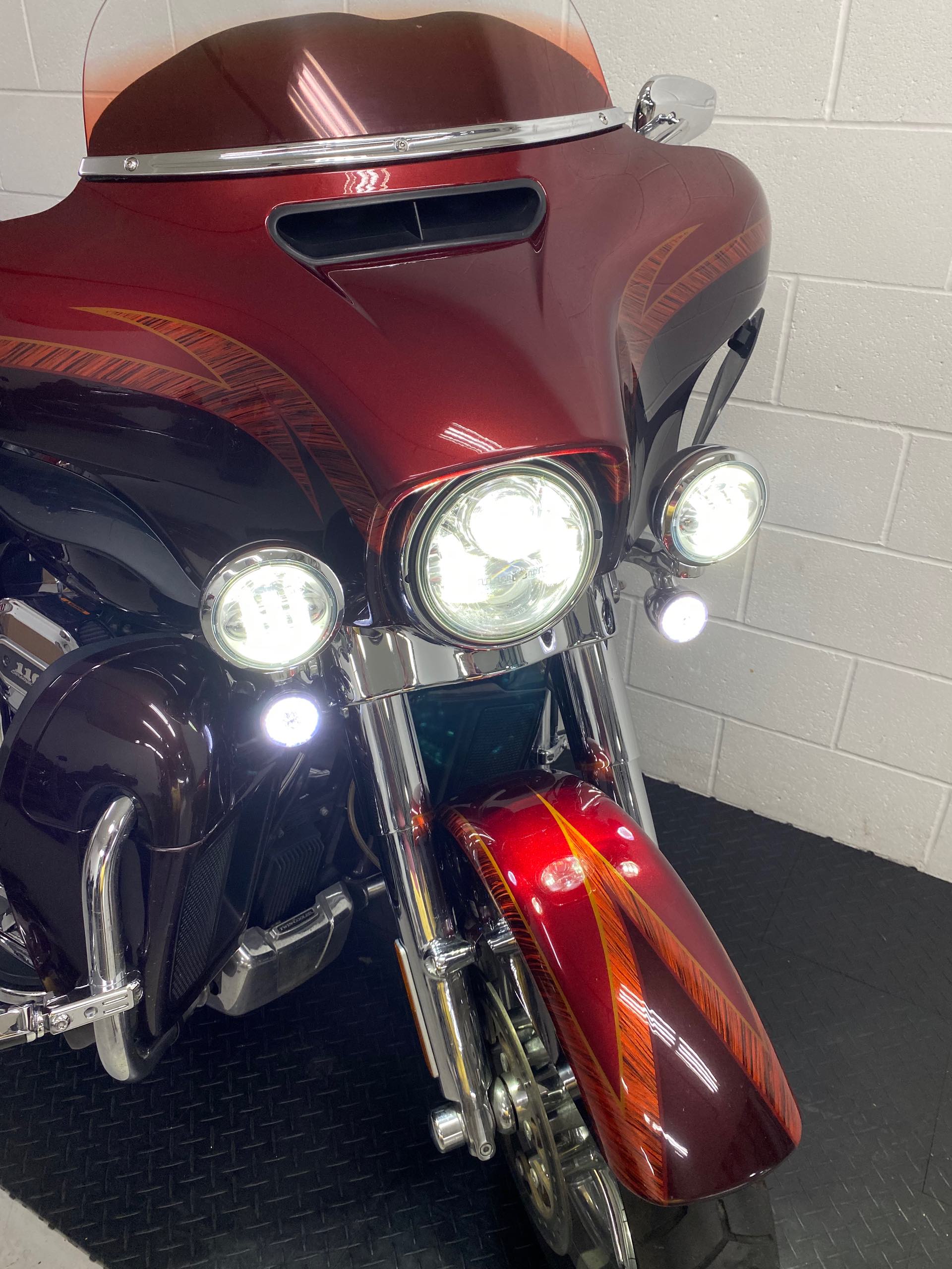 2014 Harley-Davidson Electra Glide CVO Limited at Destination Harley-Davidson®, Silverdale, WA 98383