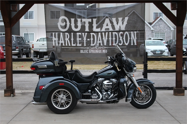 2015 Harley-Davidson Trike Tri Glide Ultra at Outlaw Harley-Davidson