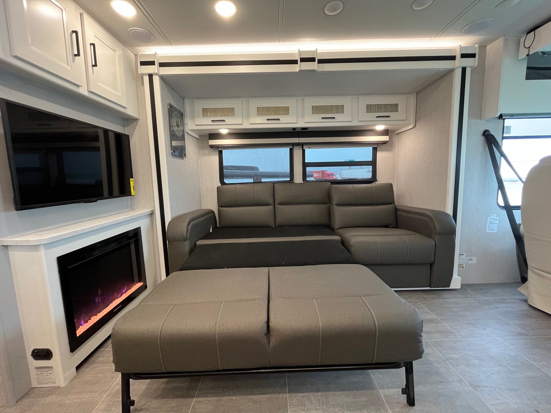 2023 Coachmen Sportscoach SRS 354QS at Prosser's Premium RV Outlet