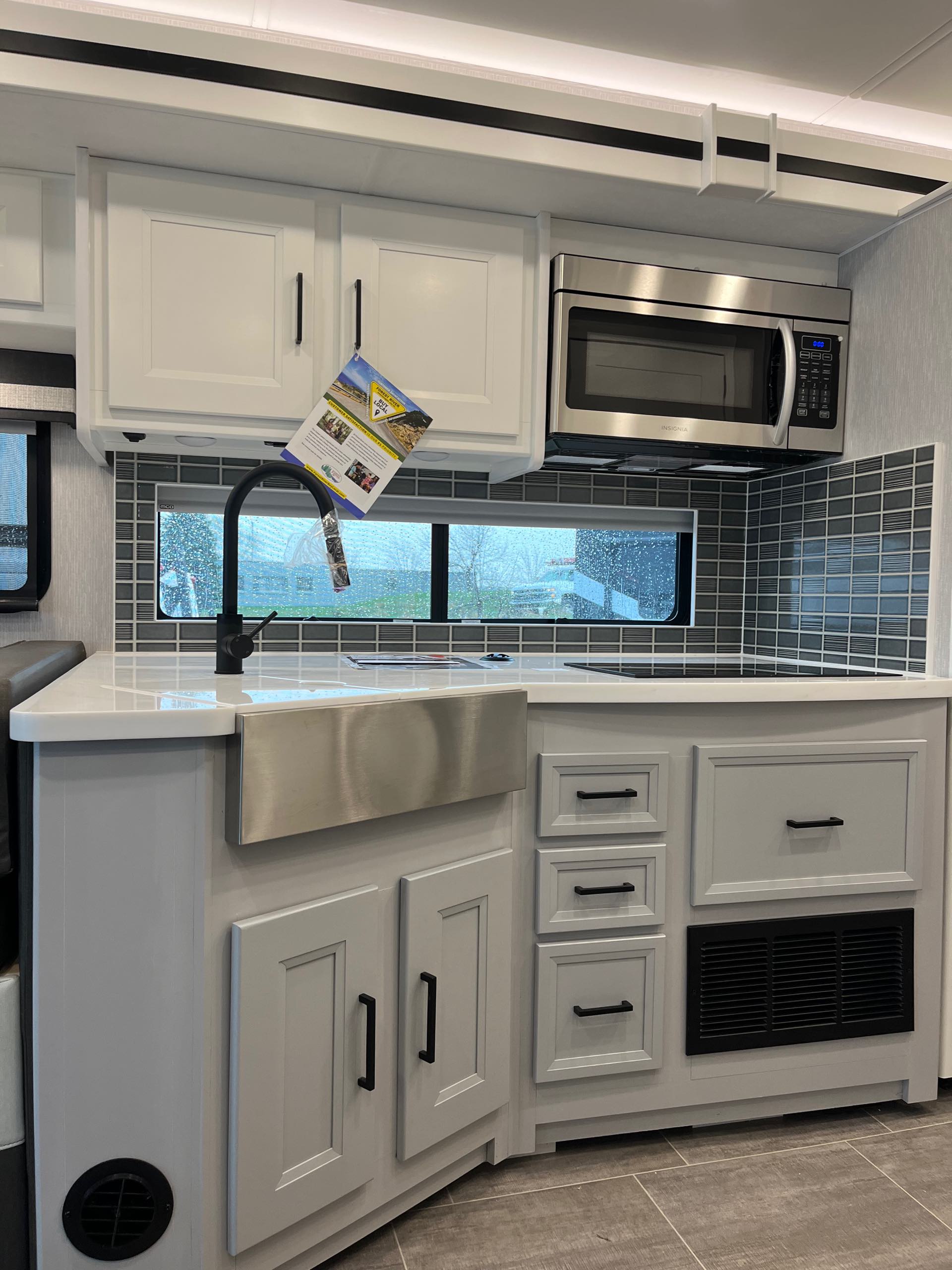 2023 Coachmen Sportscoach SRS 354QS at Prosser's Premium RV Outlet