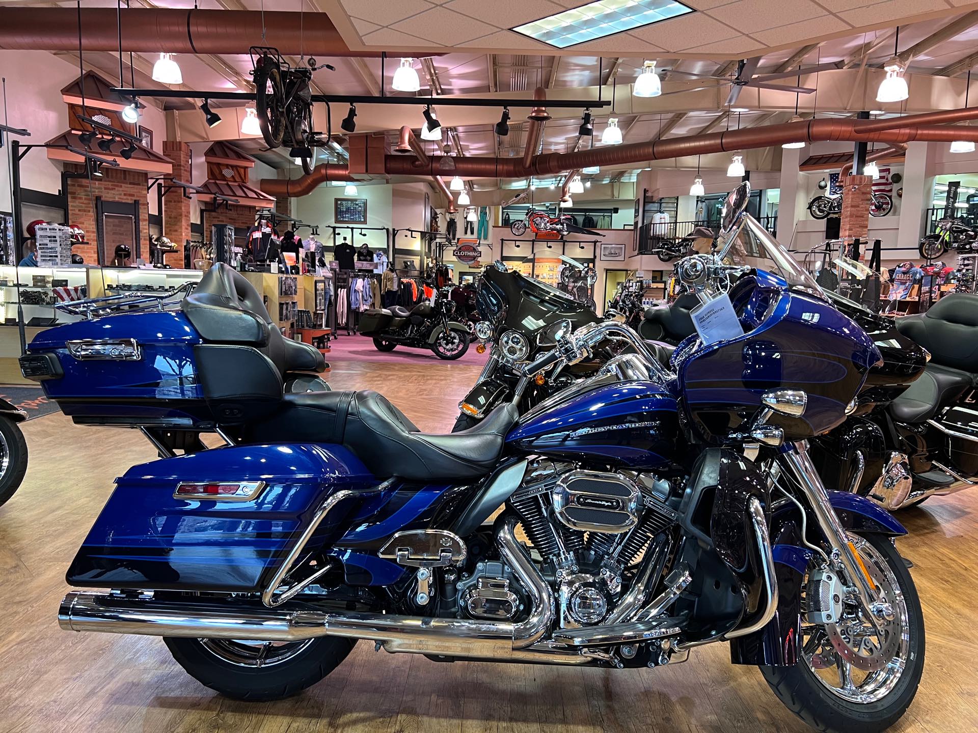 2015 Harley-Davidson Road Glide CVO Ultra at #1 Cycle Center Harley-Davidson