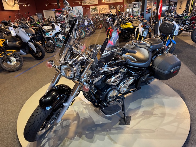 2012 Yamaha V Star 950 Tourer at Martin Moto