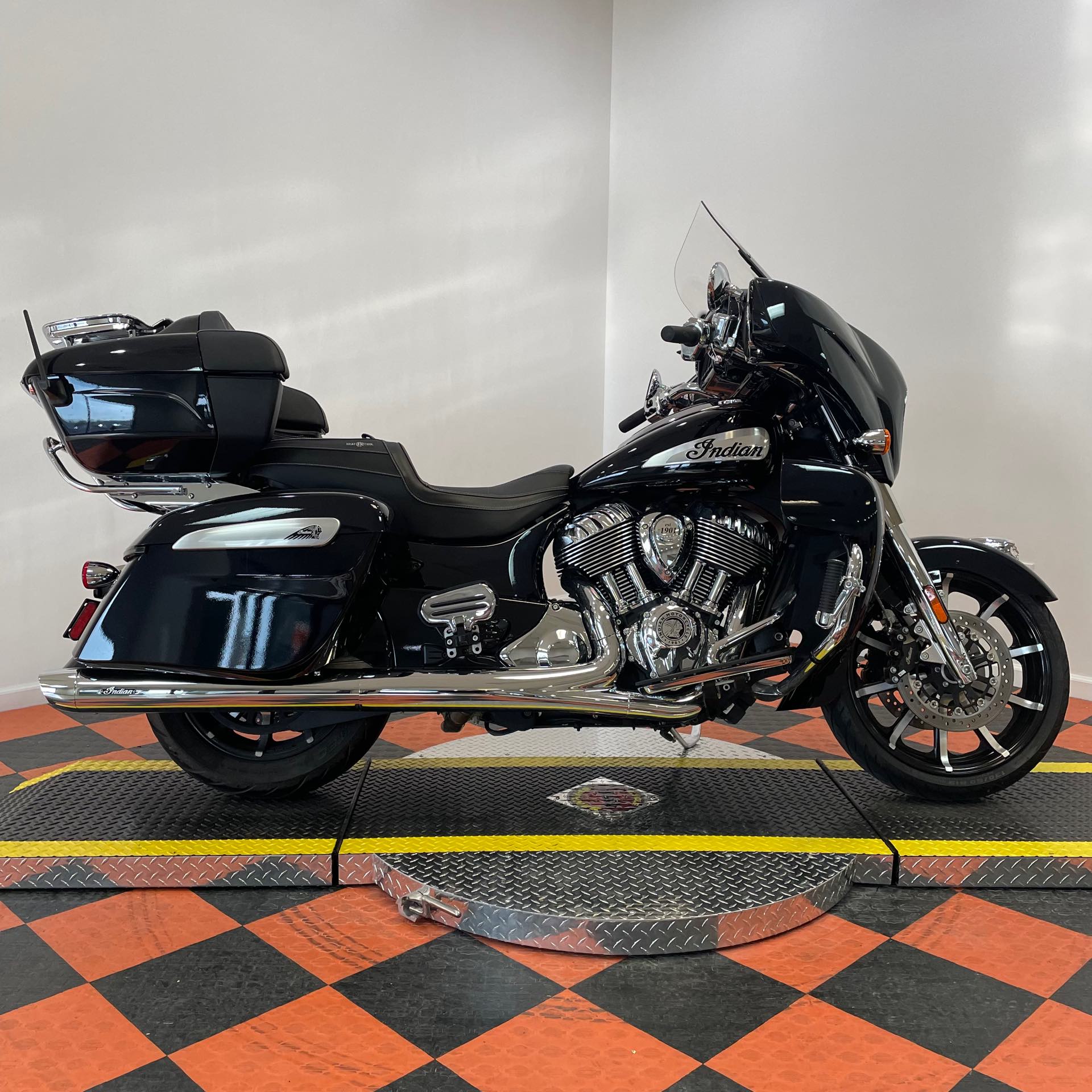 2022 Indian Motorcycle Roadmaster Limited at Harley-Davidson of Indianapolis
