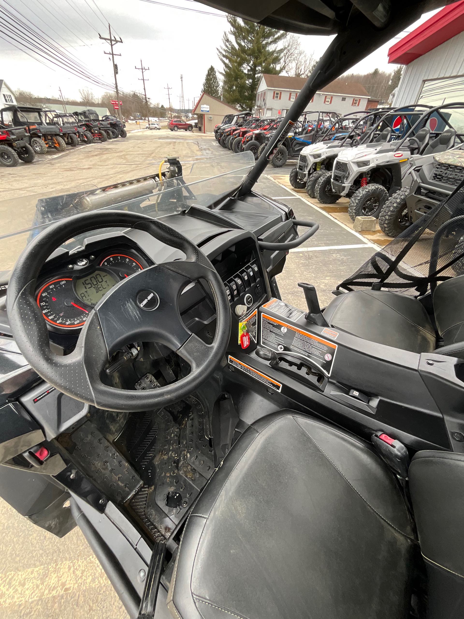 2017 Can-Am Maverick 1000R TURBO at Leisure Time Powersports of Corry
